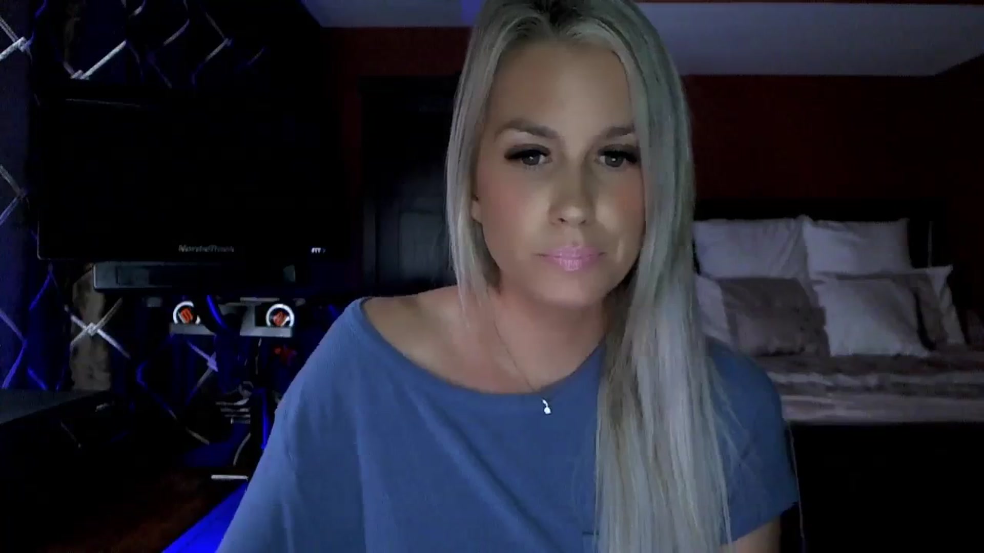 Gallery image thumbnail from Cora9's myfreecams stream on, 10/27/2023, 04:23 image 14 of 20