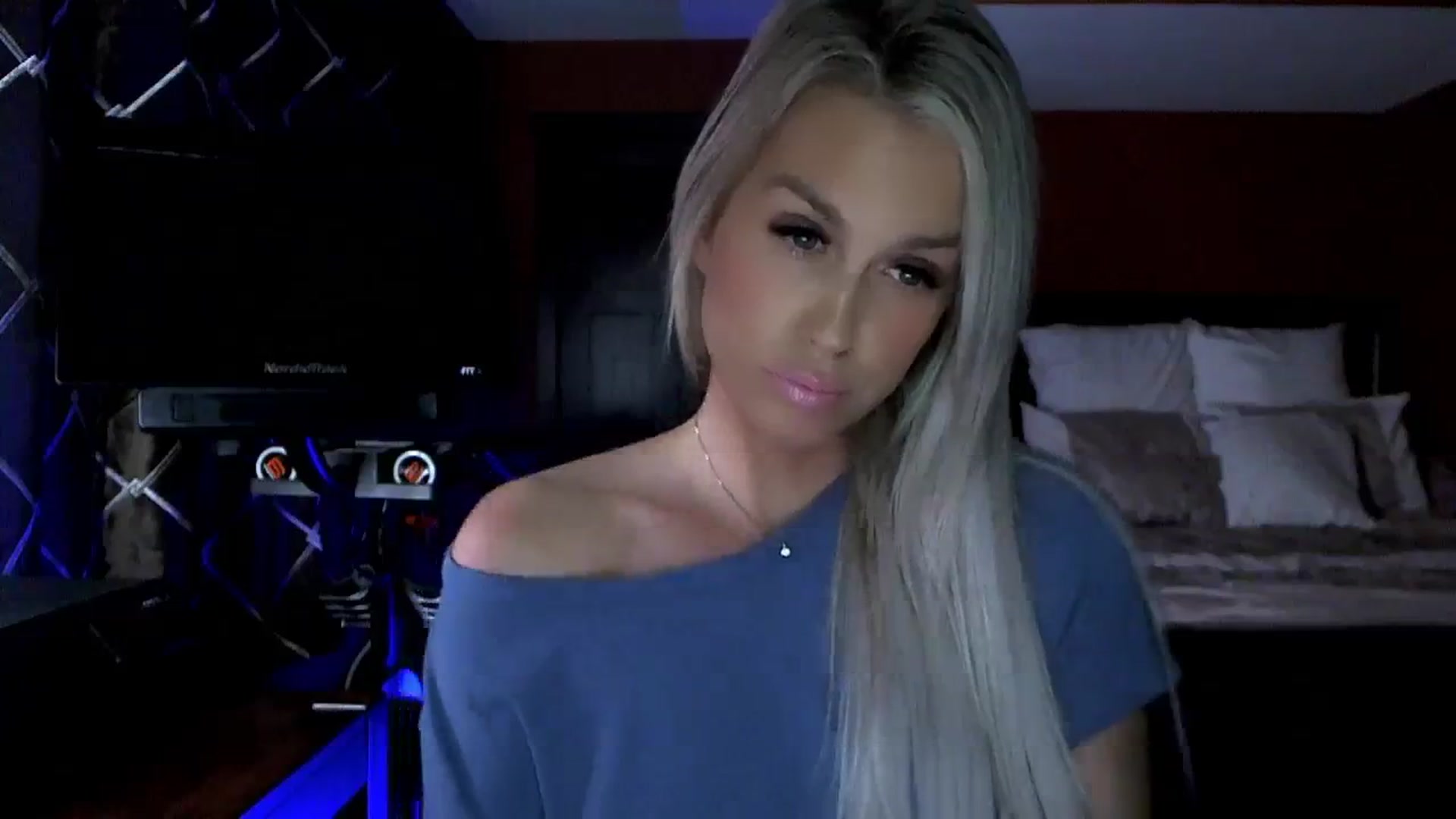 Gallery image thumbnail from Cora9's myfreecams stream on, 10/27/2023, 04:23 image 2 of 20