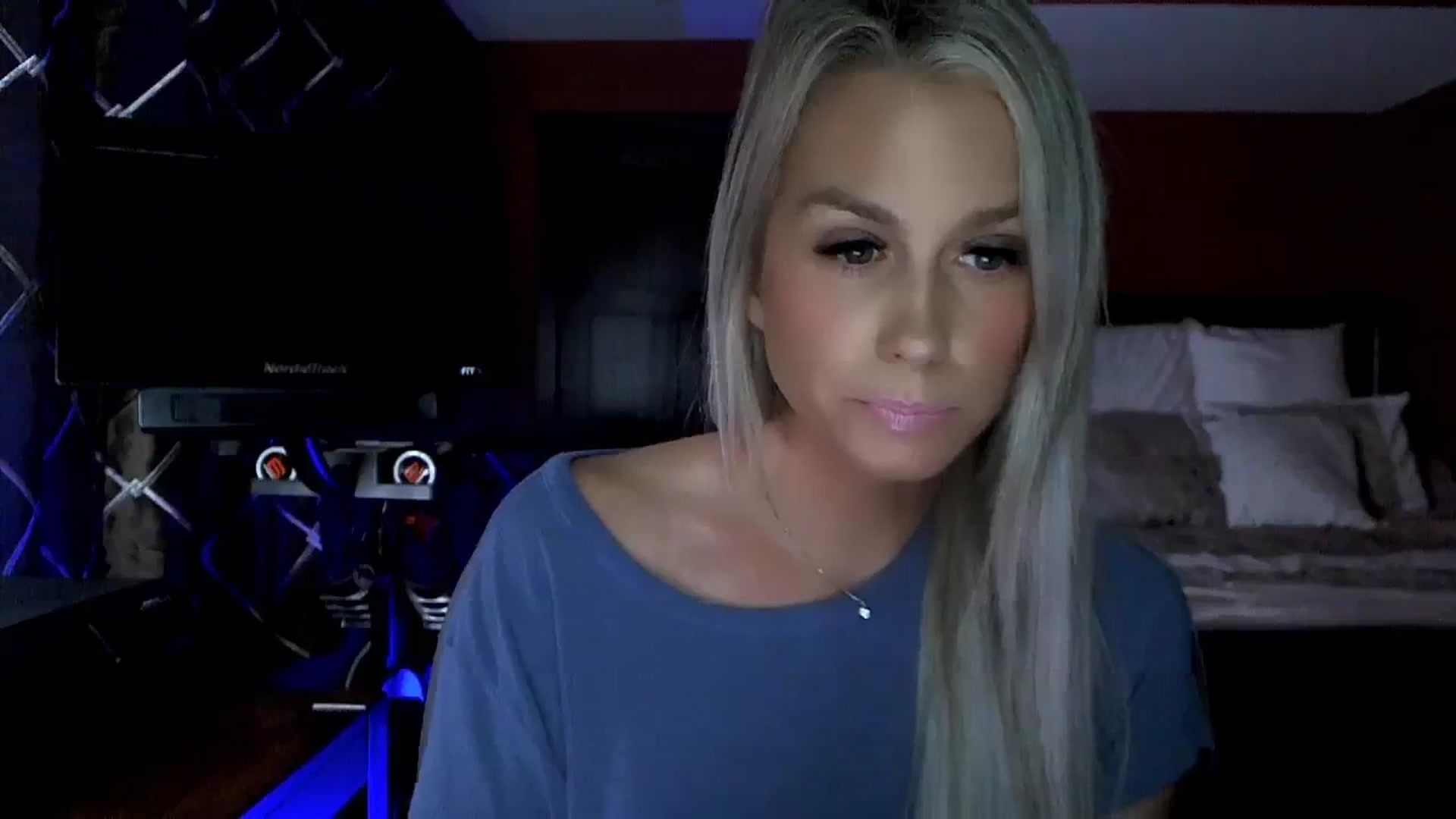 Gallery image thumbnail from Cora9's myfreecams stream on, 10/27/2023, 04:23 image 16 of 20