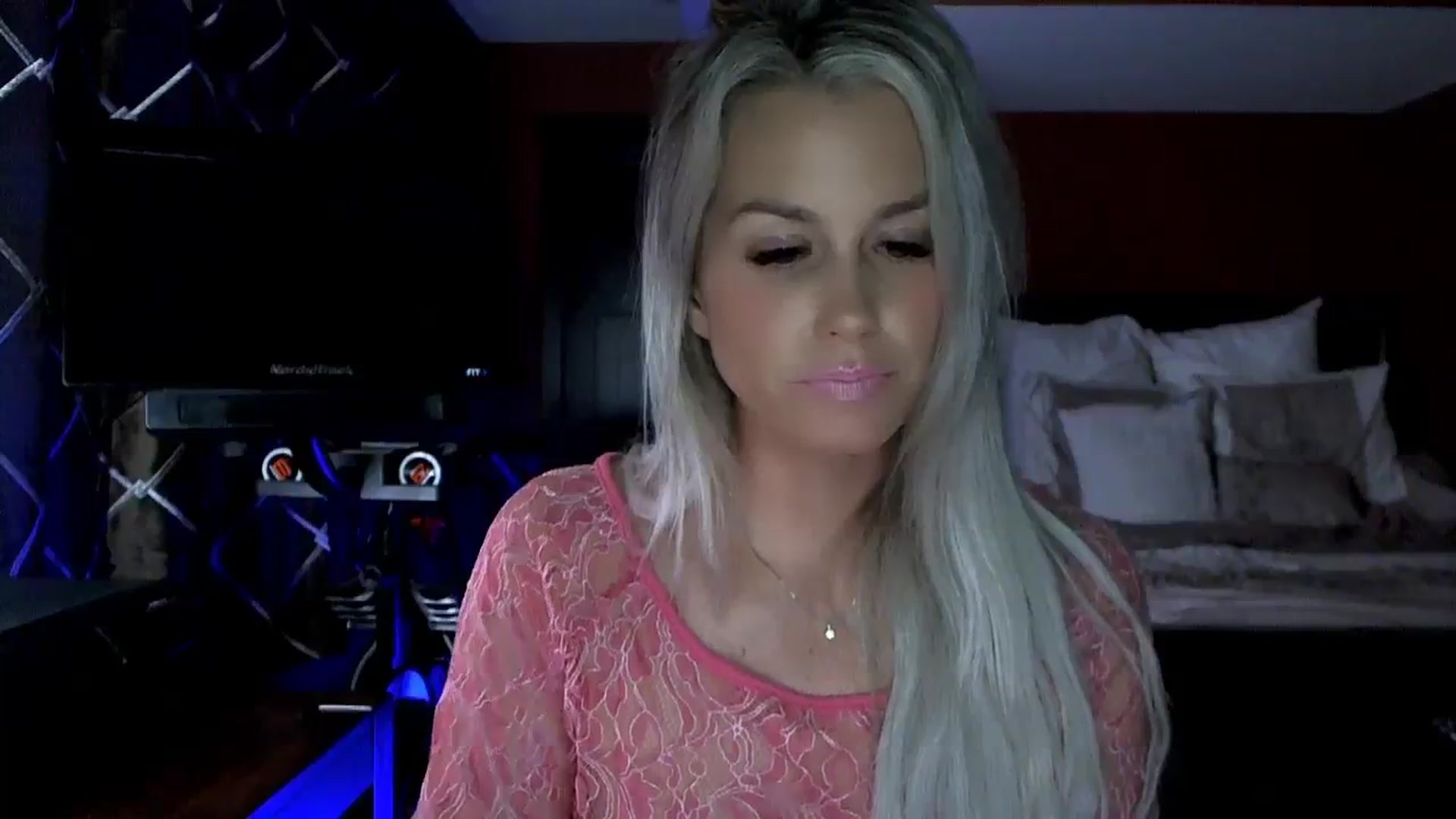 Gallery image thumbnail from Cora9's myfreecams stream on, 10/31/2023, 05:18 image 10 of 20