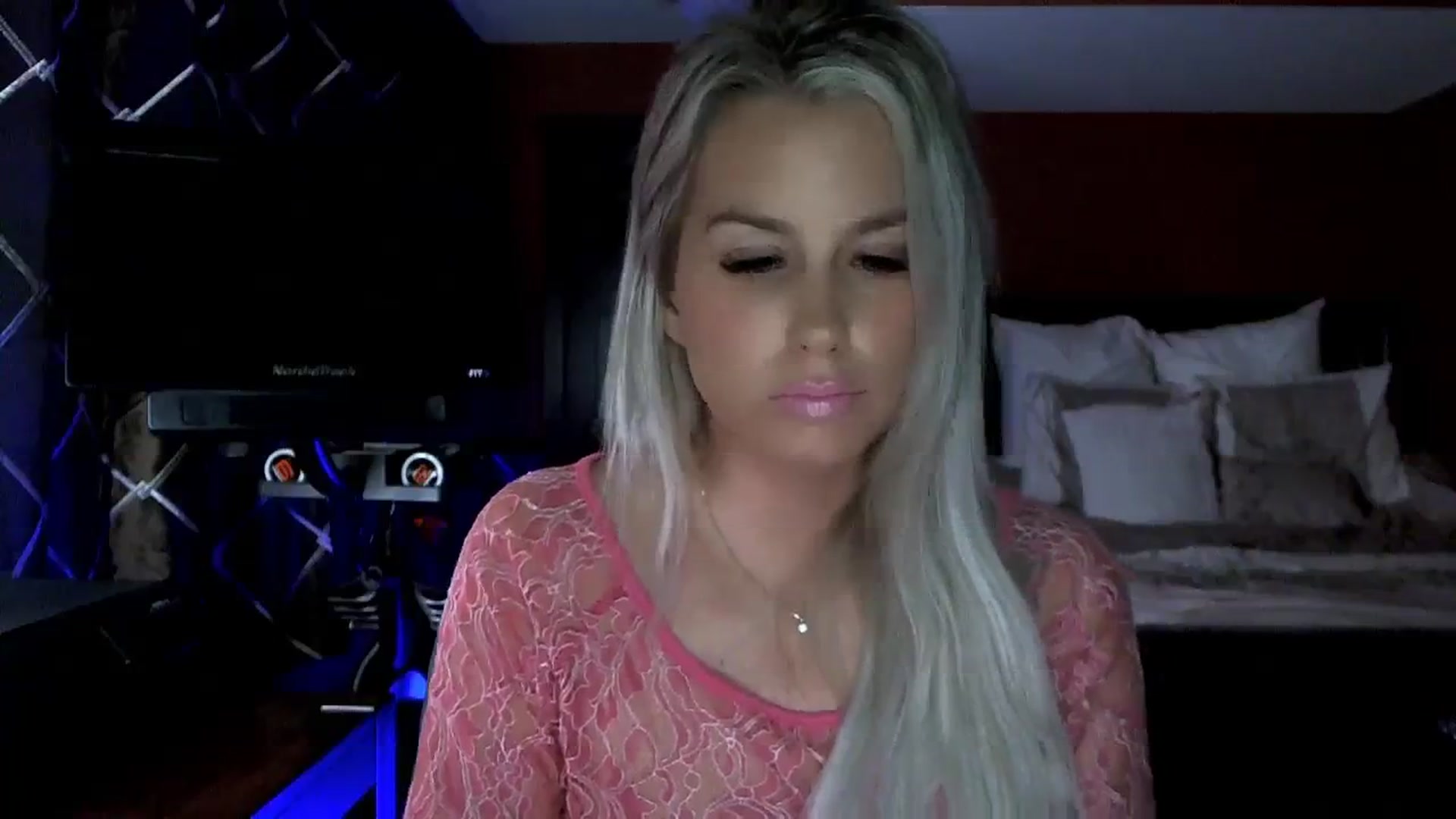 Gallery image thumbnail from Cora9's myfreecams stream on, 10/31/2023, 05:18 image 14 of 20