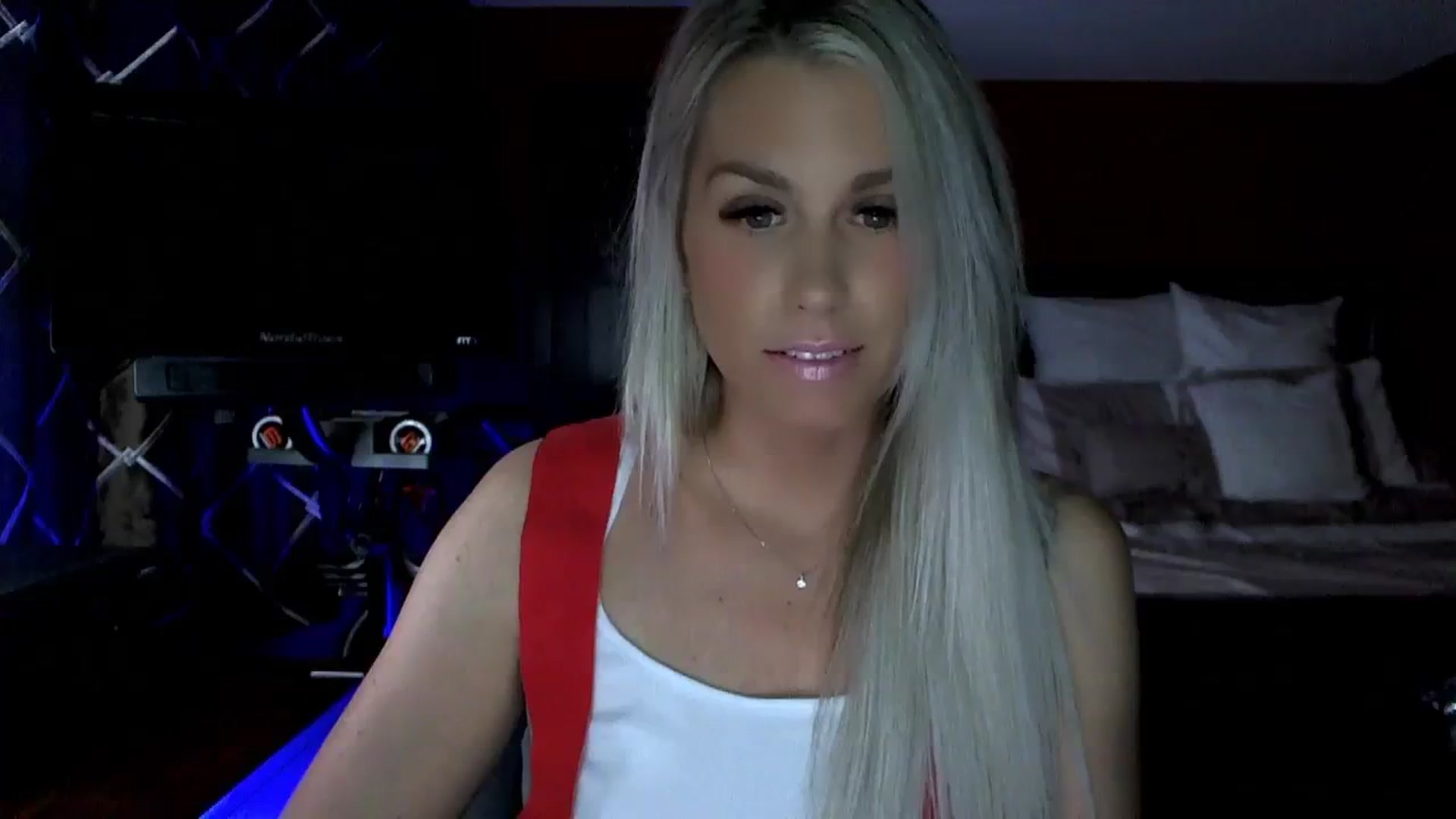 Gallery image thumbnail from Cora9's myfreecams stream on, 11/01/2023, 03:54 image 12 of 20