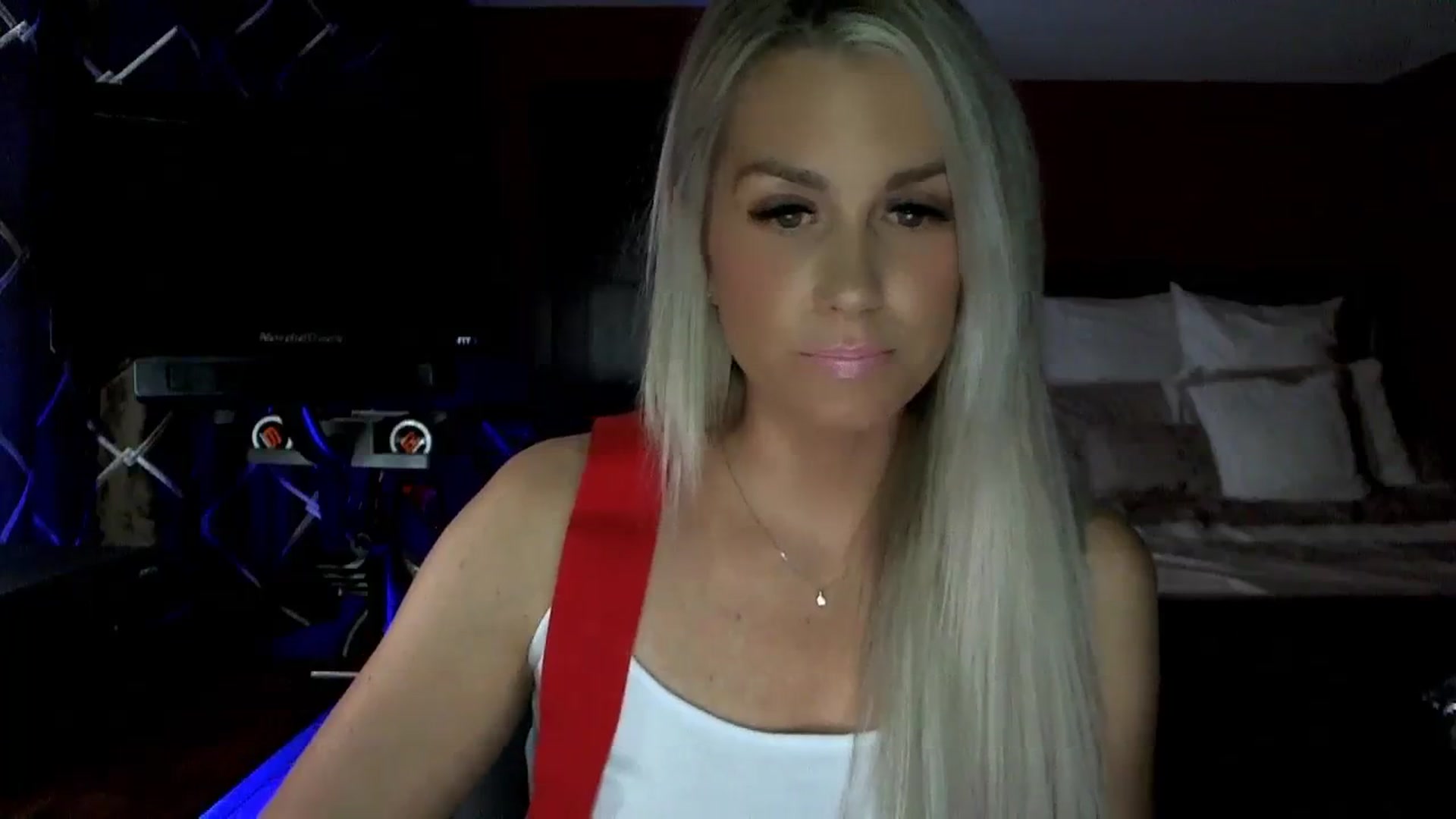Gallery image thumbnail from Cora9's myfreecams stream on, 11/01/2023, 03:54 image 9 of 20