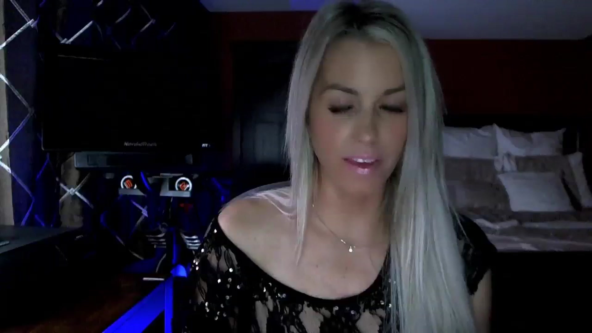 Gallery image thumbnail from Cora9's myfreecams stream on, 11/02/2023, 04:16 image 16 of 20