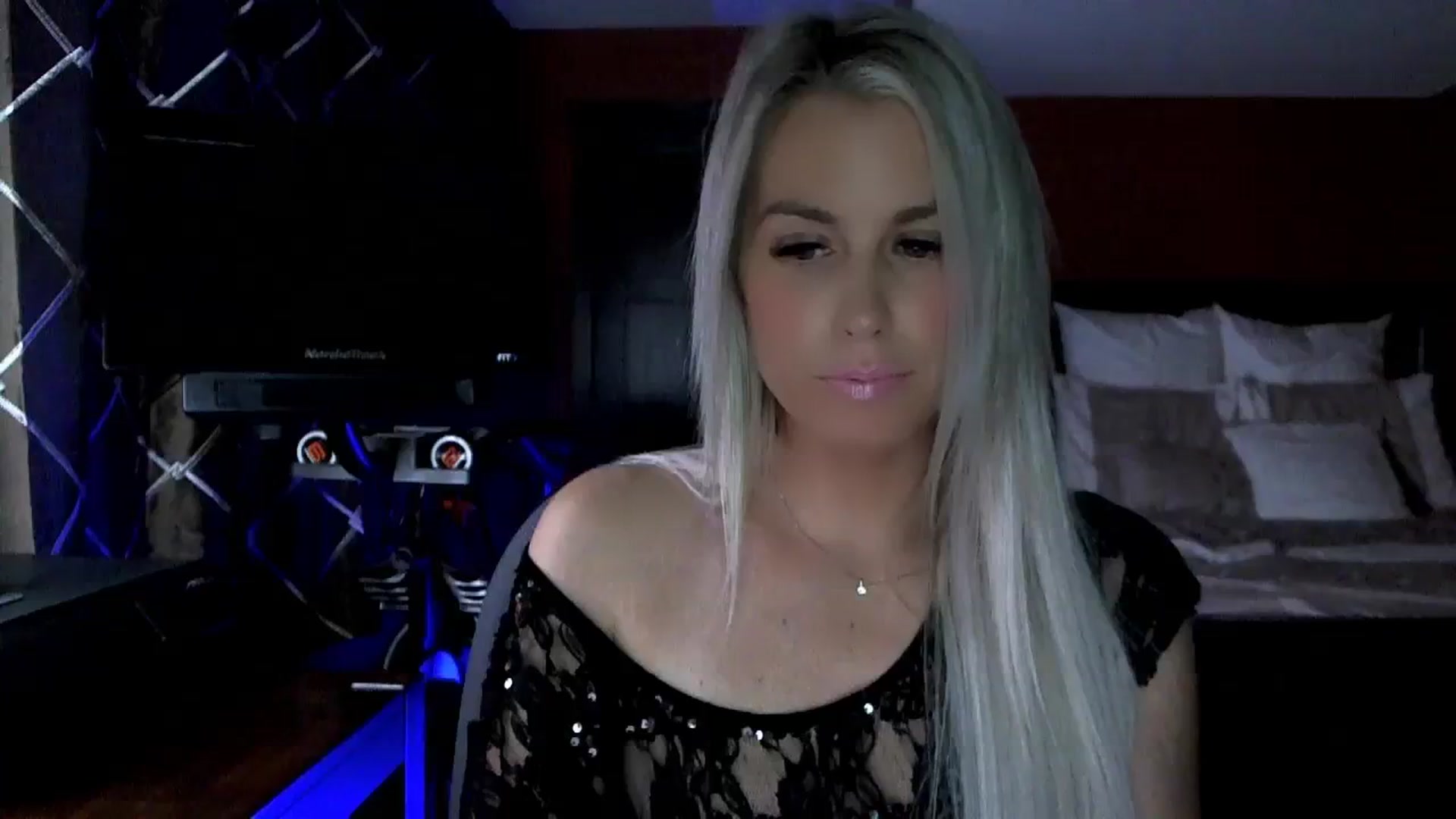 Gallery image thumbnail from Cora9's myfreecams stream on, 11/02/2023, 04:16 image 15 of 20