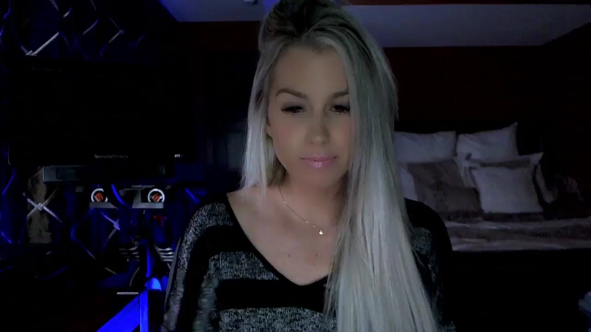 Gallery image thumbnail from Cora9's myfreecams stream on, 11/06/2023, 06:21 image 14 of 20