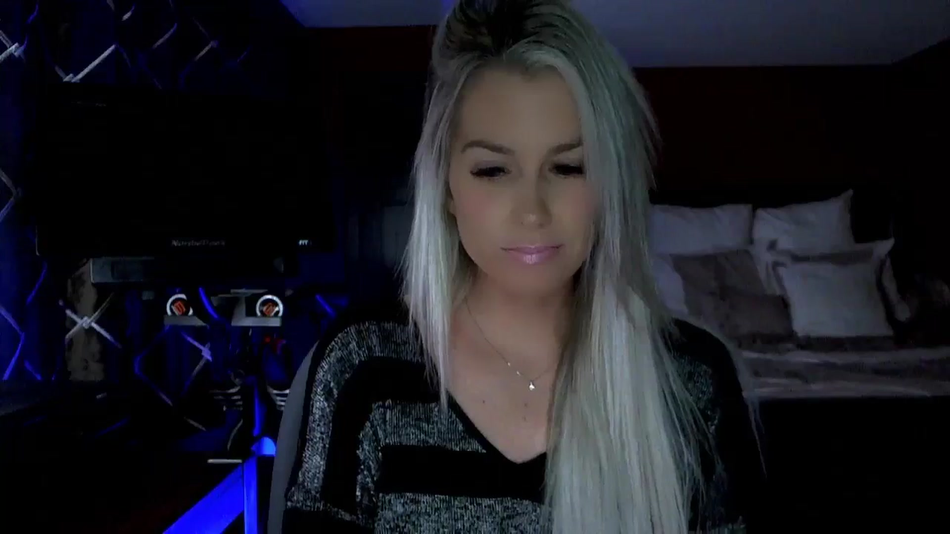 Gallery image thumbnail from Cora9's myfreecams stream on, 11/06/2023, 06:21 image 5 of 20