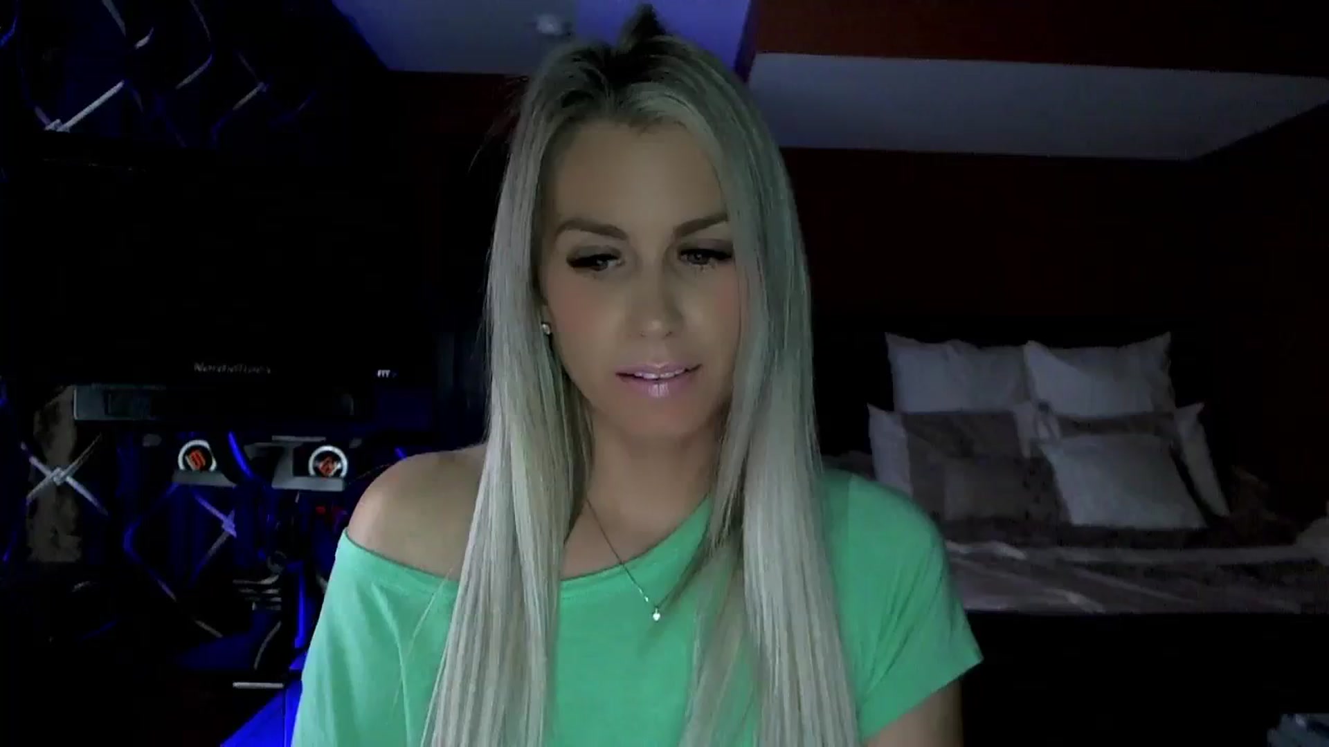 Gallery image thumbnail from Cora9's myfreecams stream on, 11/10/2023, 06:33 image 4 of 20