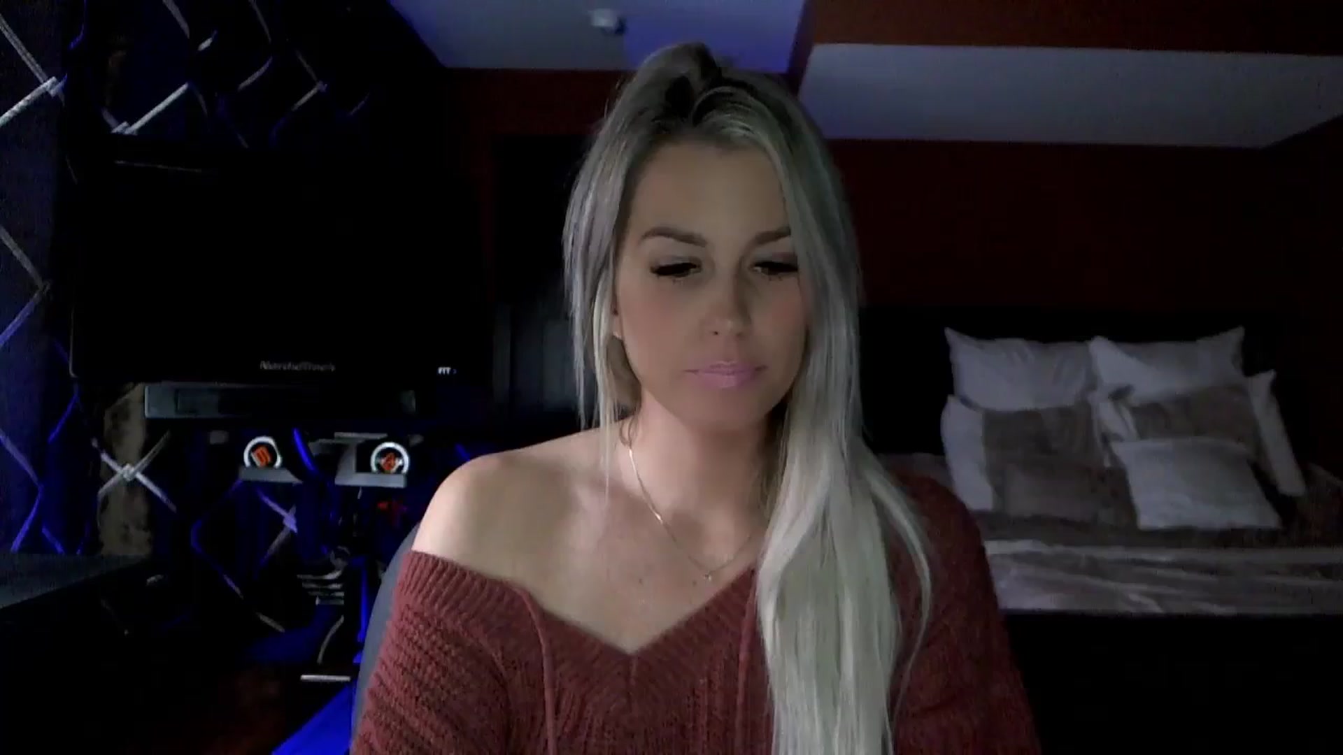 Gallery image thumbnail from Cora9's myfreecams stream on, 11/14/2023, 05:51 image 11 of 20