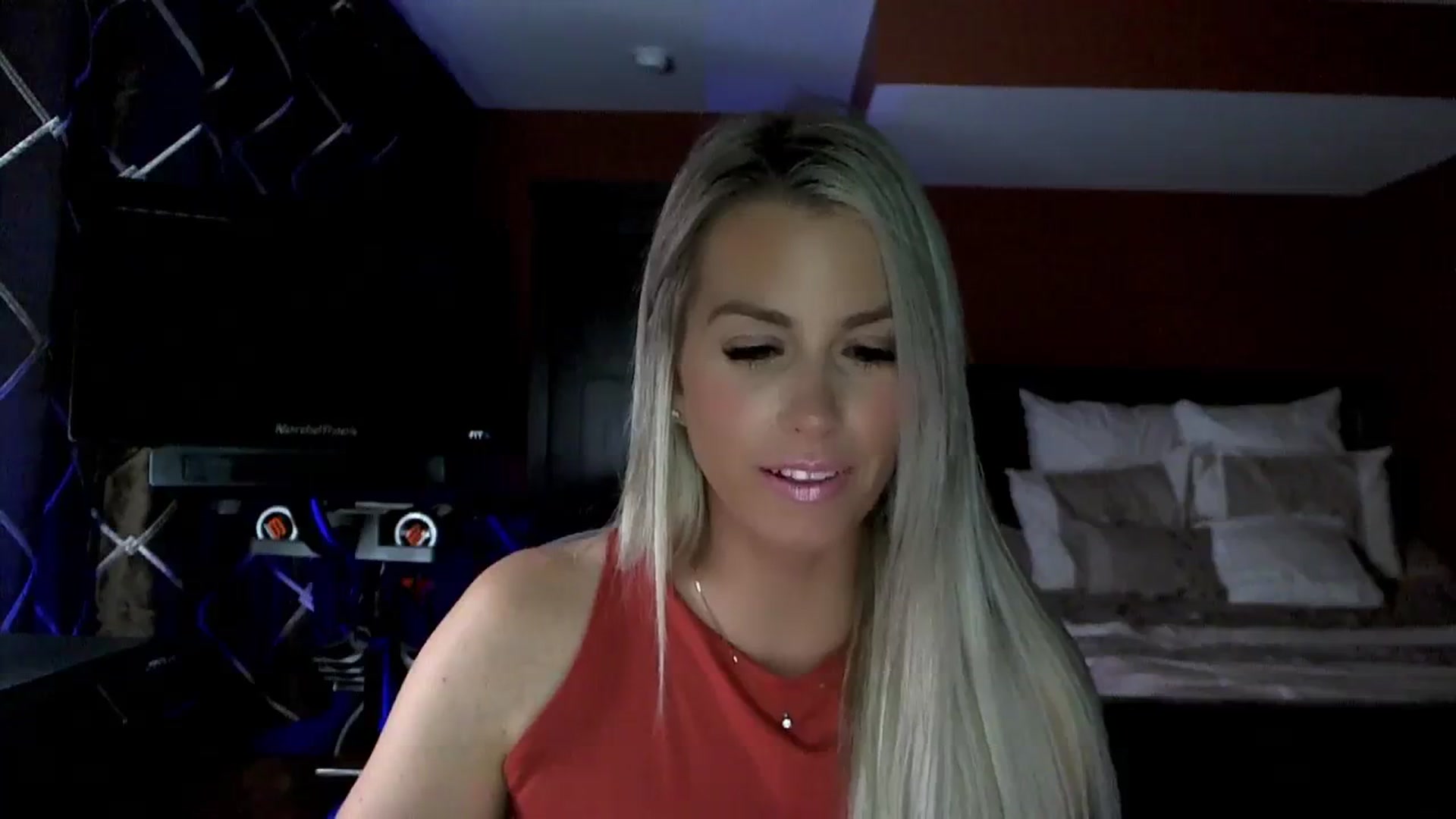 Gallery image thumbnail from Cora9's myfreecams stream on, 11/15/2023, 05:39 image 6 of 20
