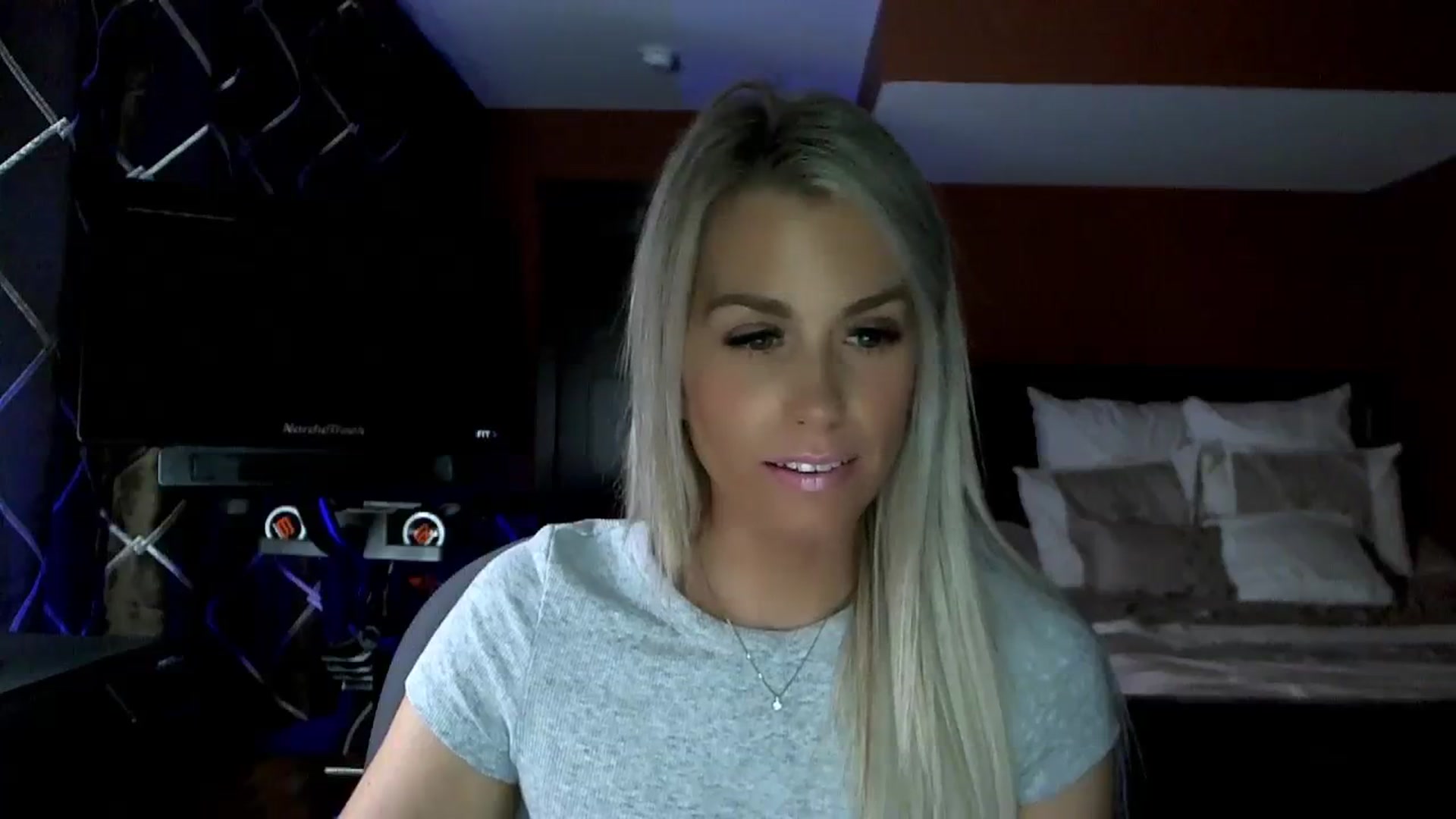 Gallery image thumbnail from Cora9's myfreecams stream on, 11/16/2023, 05:57 image 15 of 20