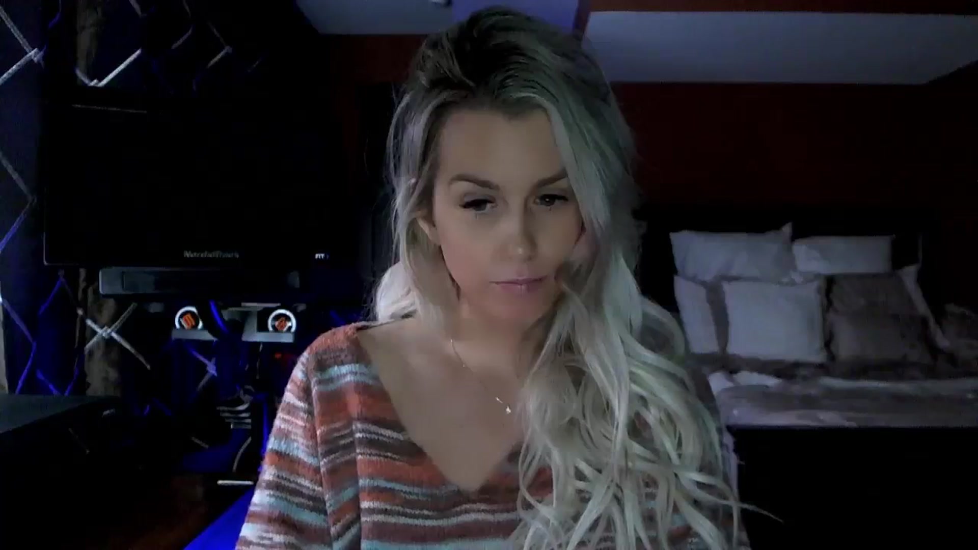 Gallery image thumbnail from Cora9's myfreecams stream on, 12/01/2023, 05:45 image 19 of 20