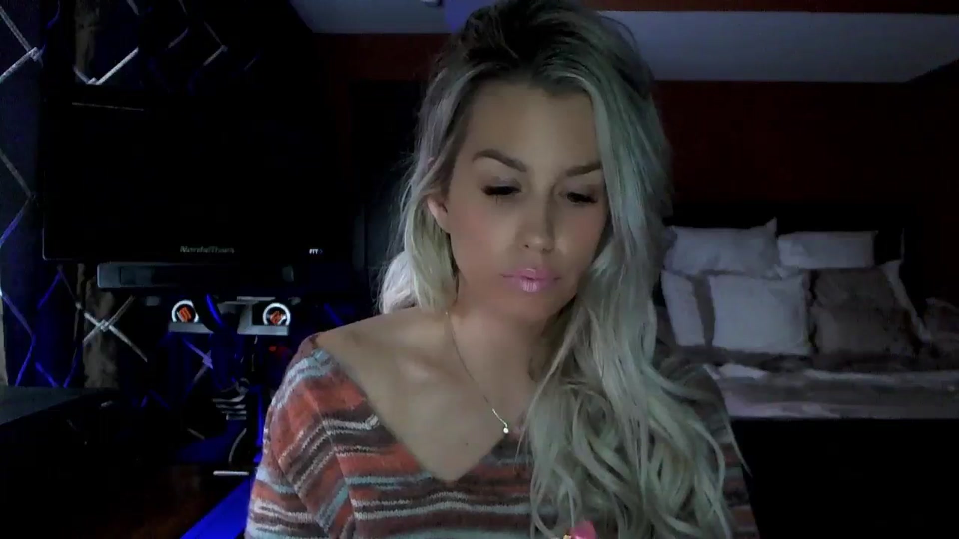 Gallery image thumbnail from Cora9's myfreecams stream on, 12/01/2023, 05:45 image 15 of 20