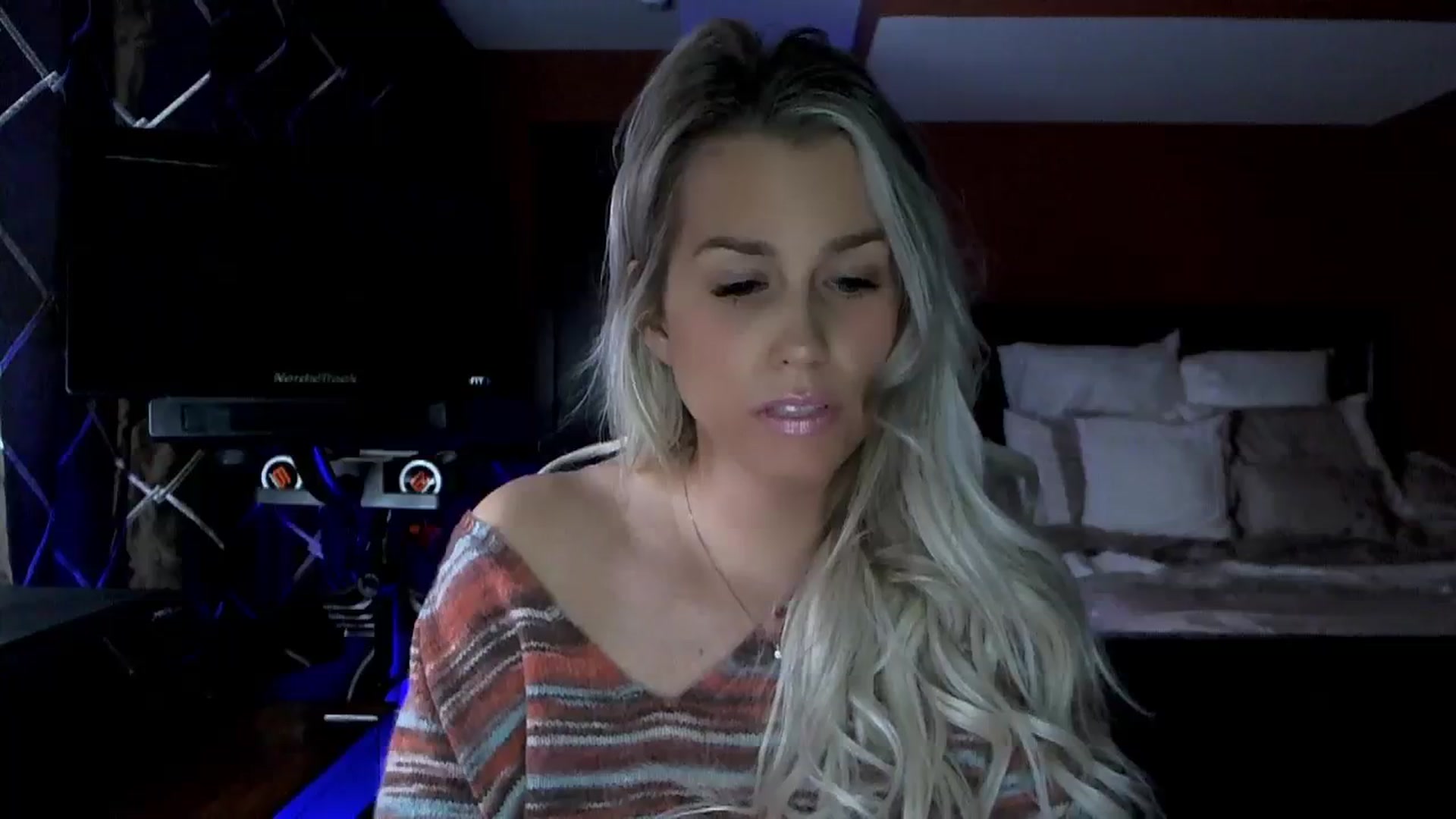 Gallery image thumbnail from Cora9's myfreecams stream on, 12/01/2023, 05:45 image 6 of 20