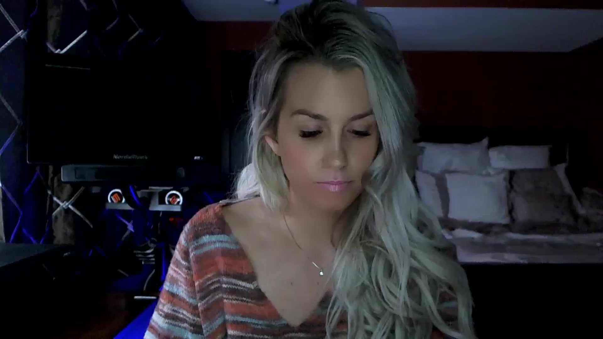 Gallery image thumbnail from Cora9's myfreecams stream on, 12/01/2023, 05:45 image 18 of 20