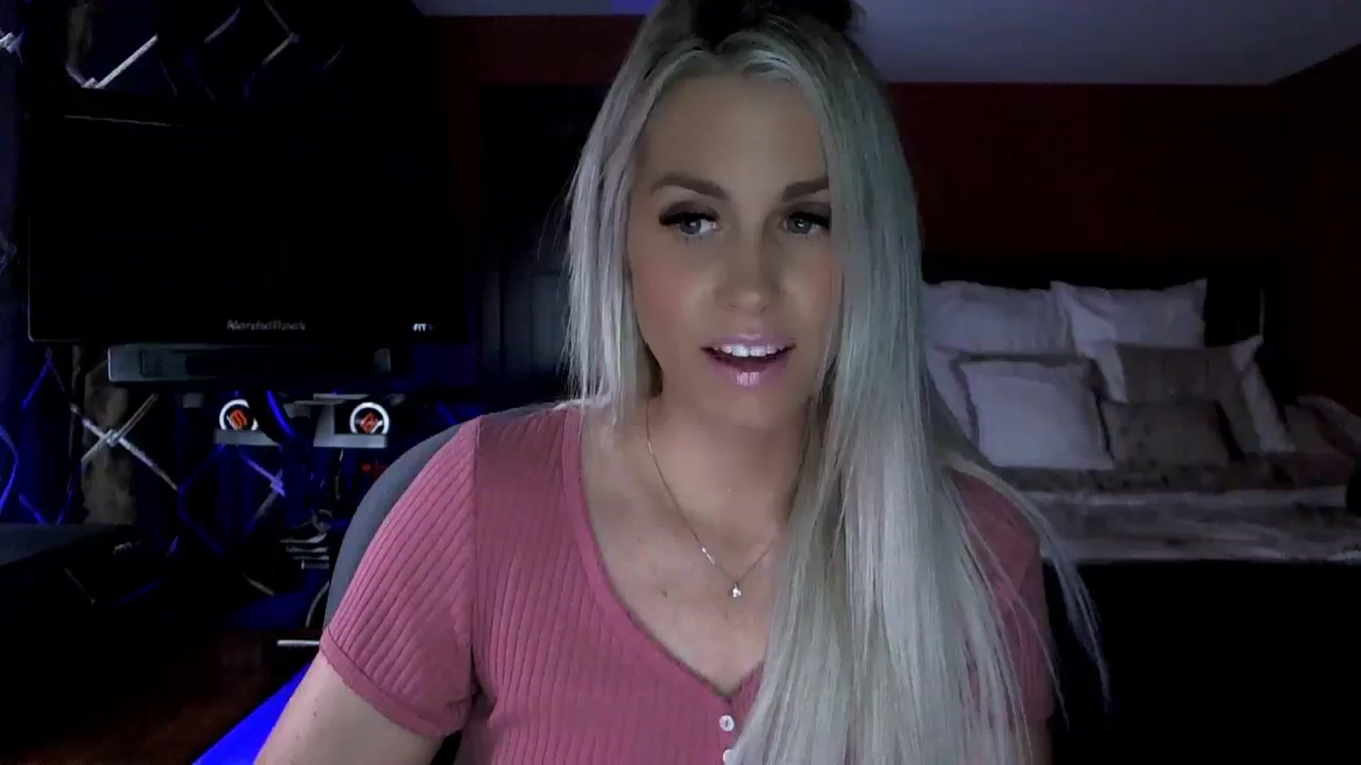 Gallery image thumbnail from Cora9's myfreecams stream on, 12/13/2023, 04:28 image 18 of 20