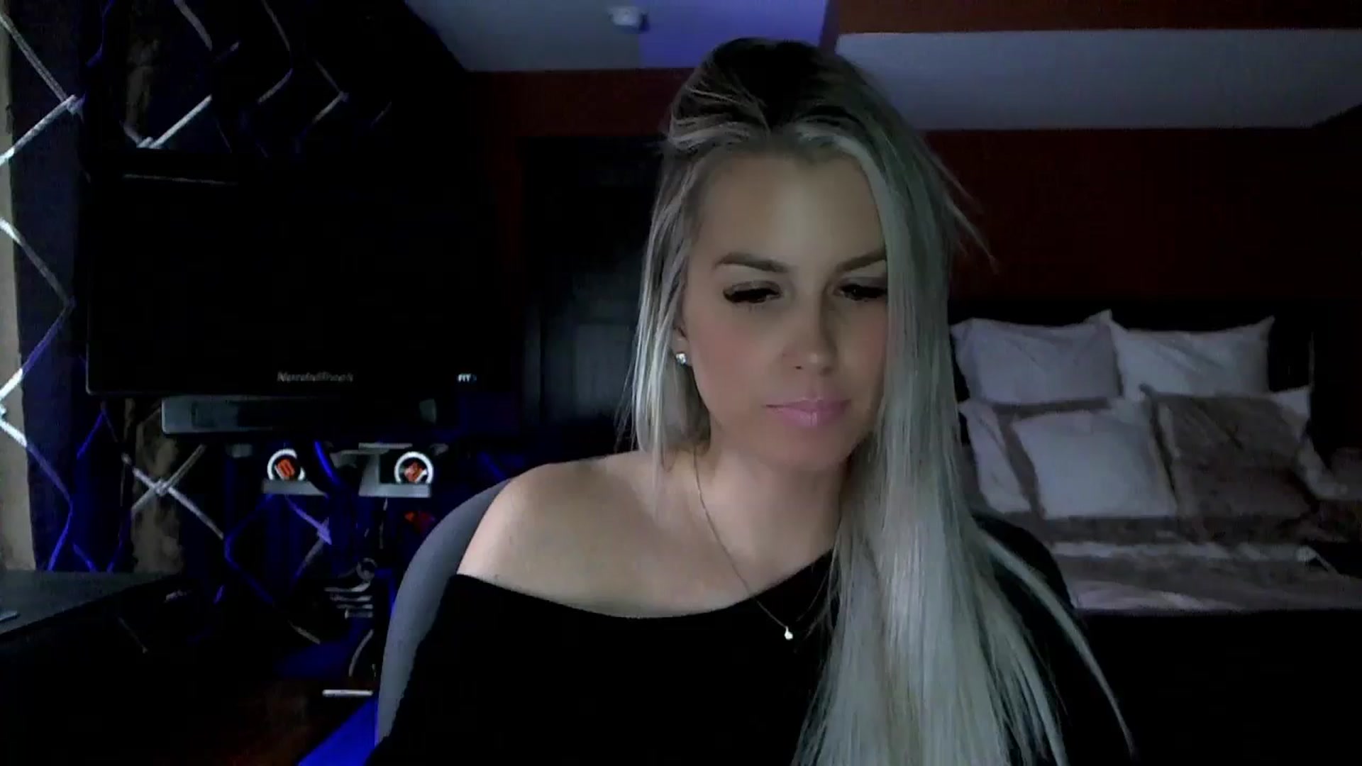Gallery image thumbnail from Cora9's myfreecams stream on, 12/28/2023, 06:26 image 20 of 20