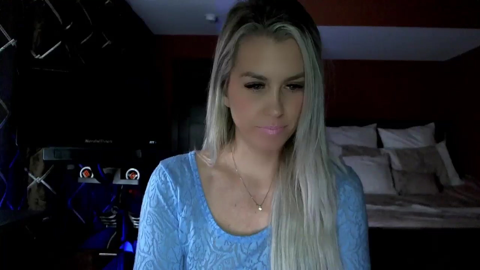 Gallery image thumbnail from Cora9's myfreecams stream on, 01/04/2024, 06:19 image 8 of 20