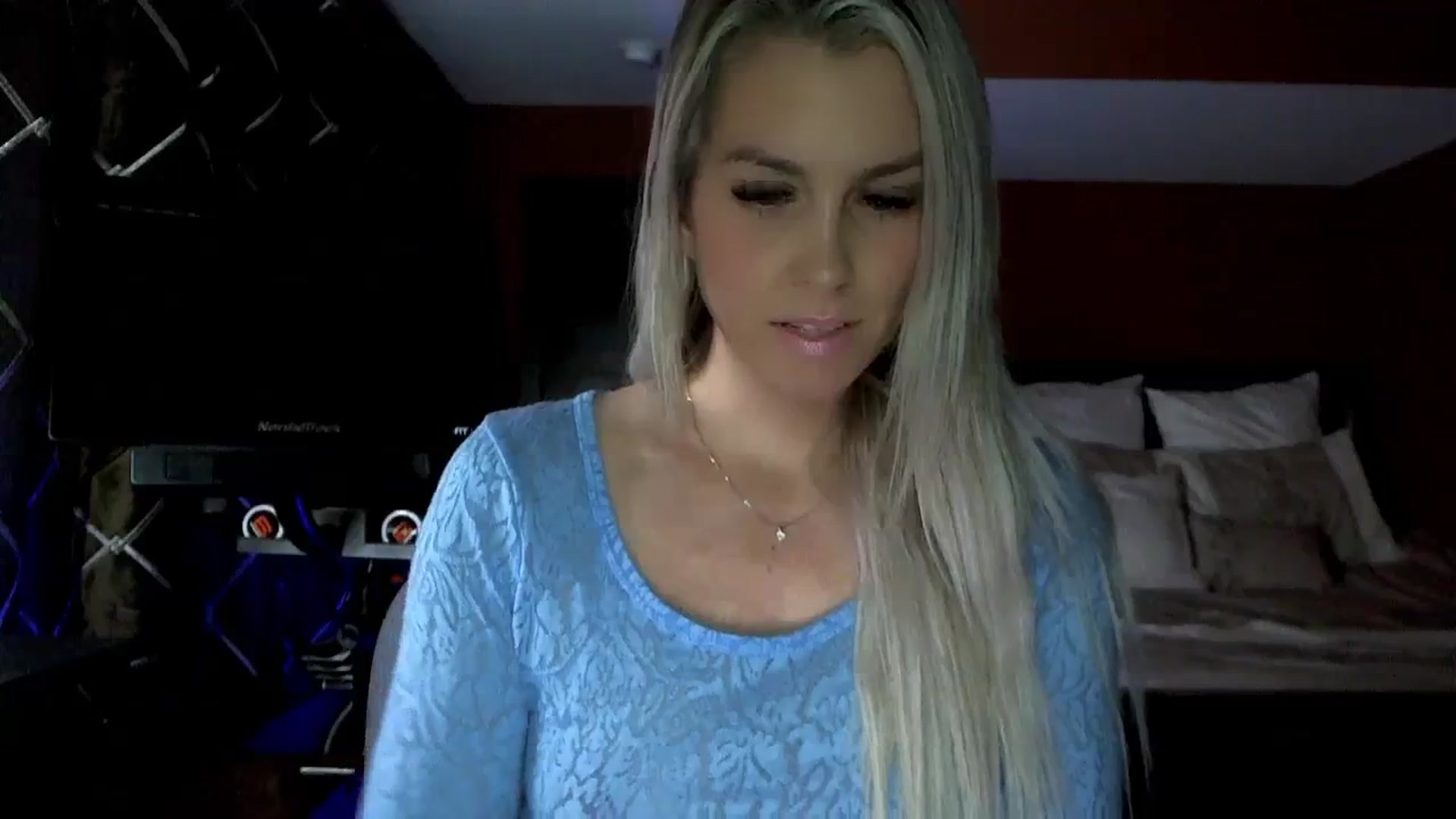 Gallery image thumbnail from Cora9's myfreecams stream on, 01/04/2024, 06:19 image 16 of 20