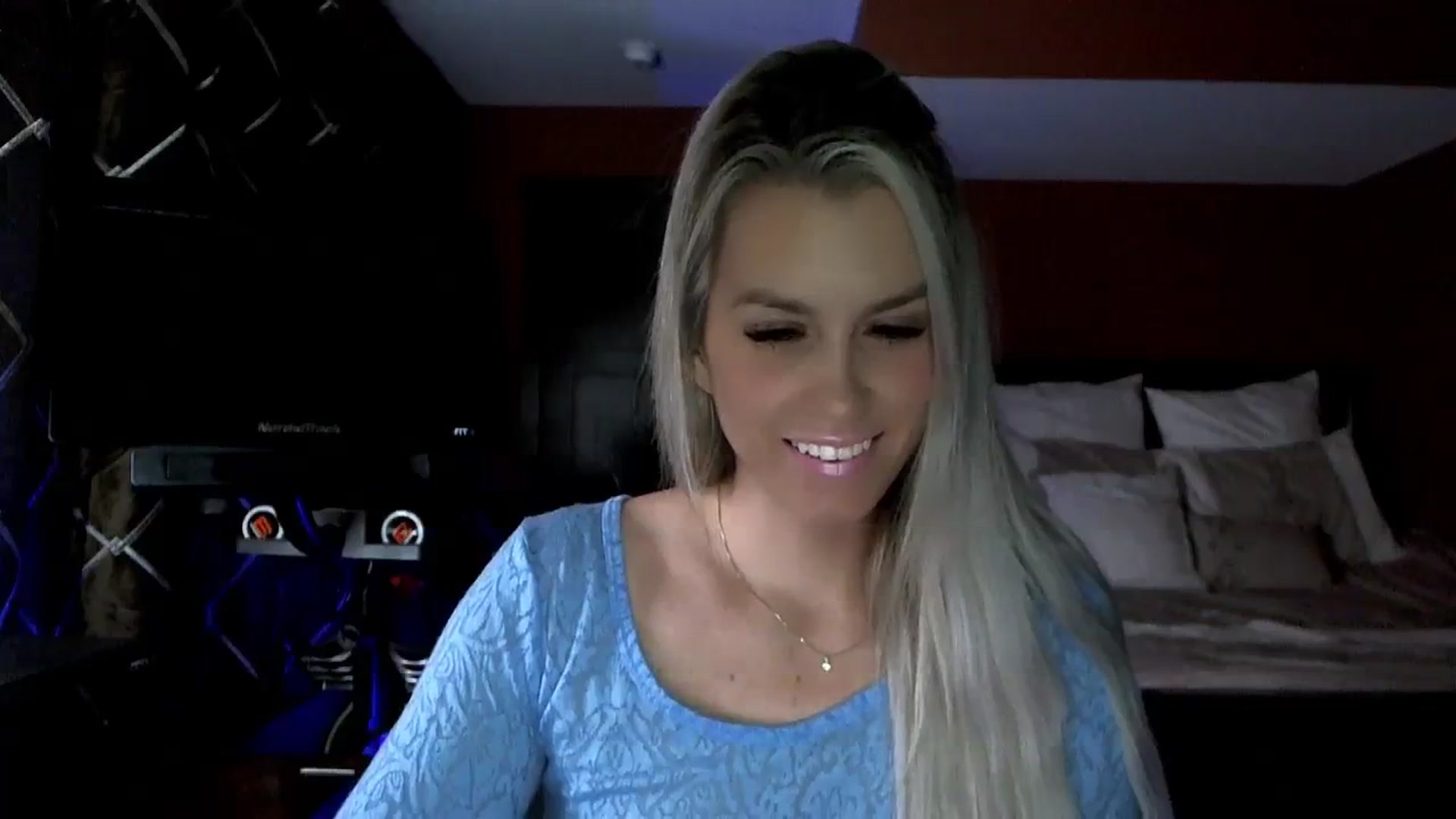 Gallery image thumbnail from Cora9's myfreecams stream on, 01/04/2024, 06:19 image 2 of 20