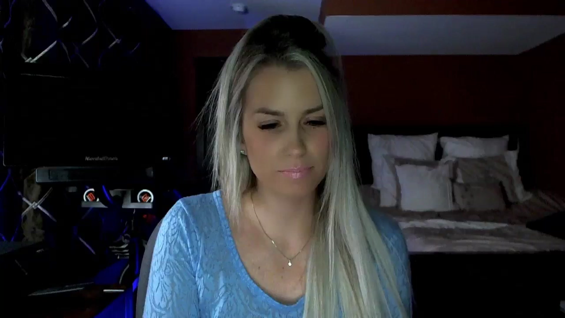 Gallery image thumbnail from Cora9's myfreecams stream on, 01/24/2024, 04:26 image 9 of 20