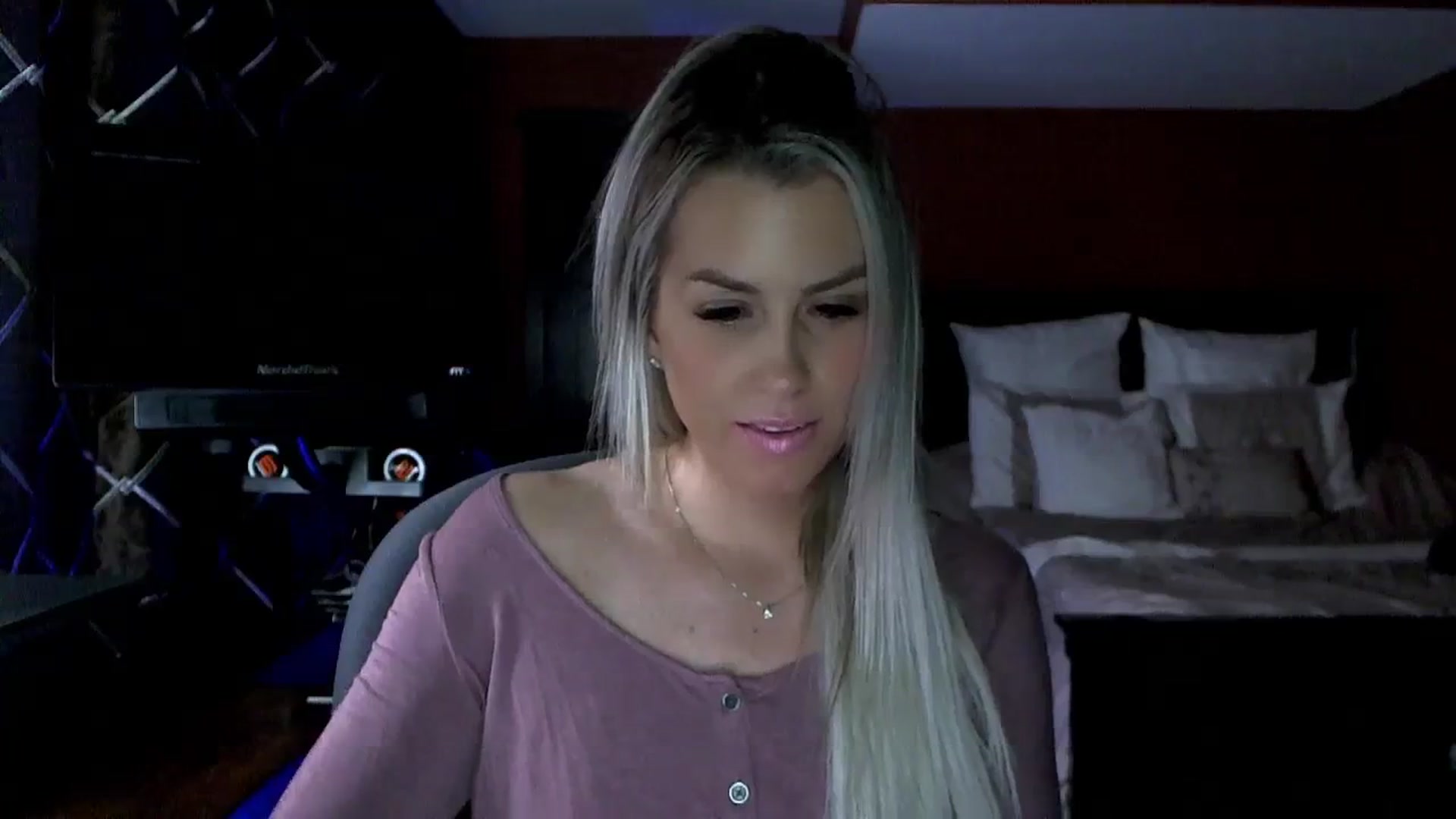 Gallery image thumbnail from Cora9's myfreecams stream on, 01/26/2024, 05:59 image 20 of 20