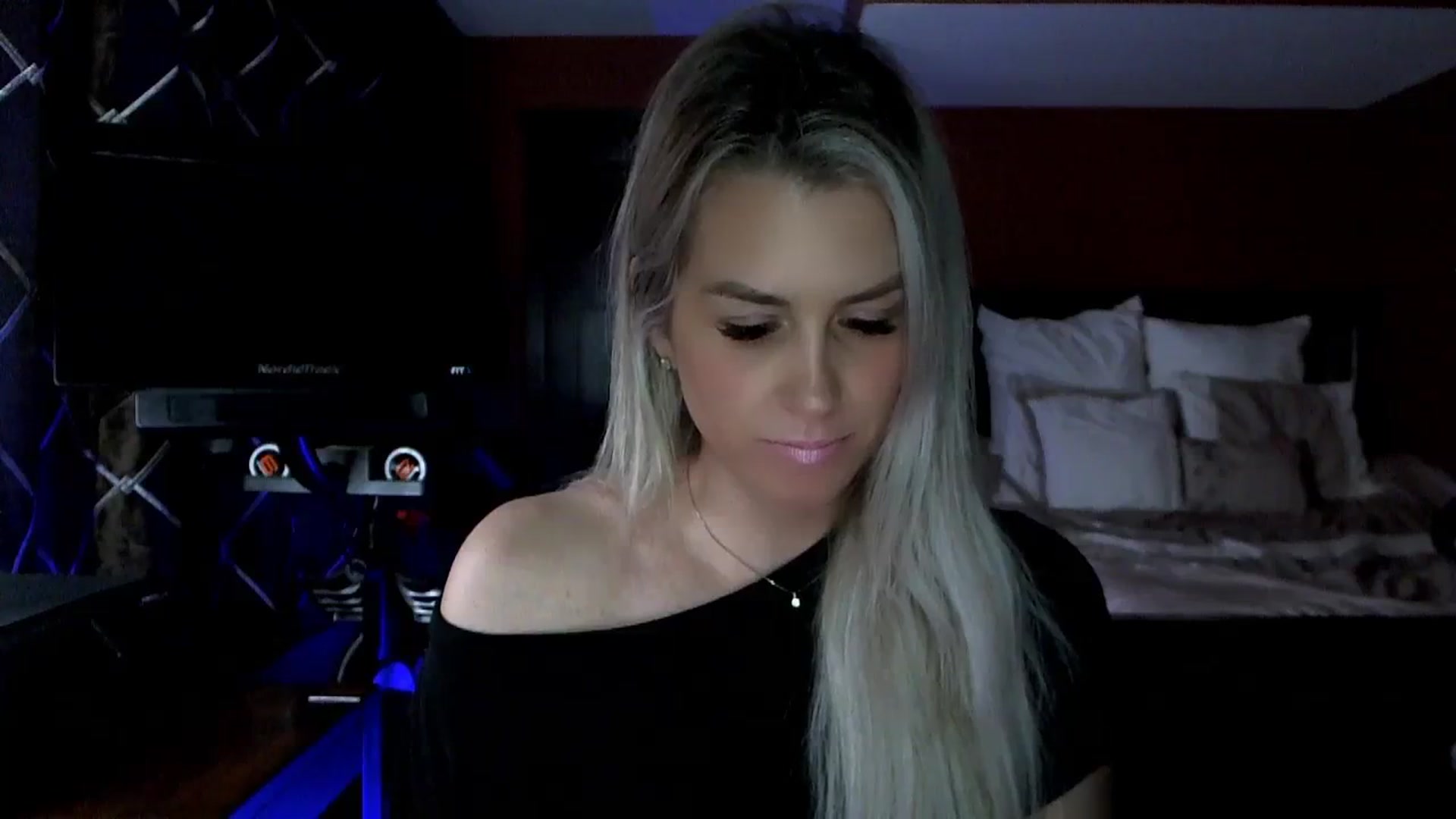 Gallery image thumbnail from Cora9's myfreecams stream on, 01/29/2024, 05:56 image 5 of 20