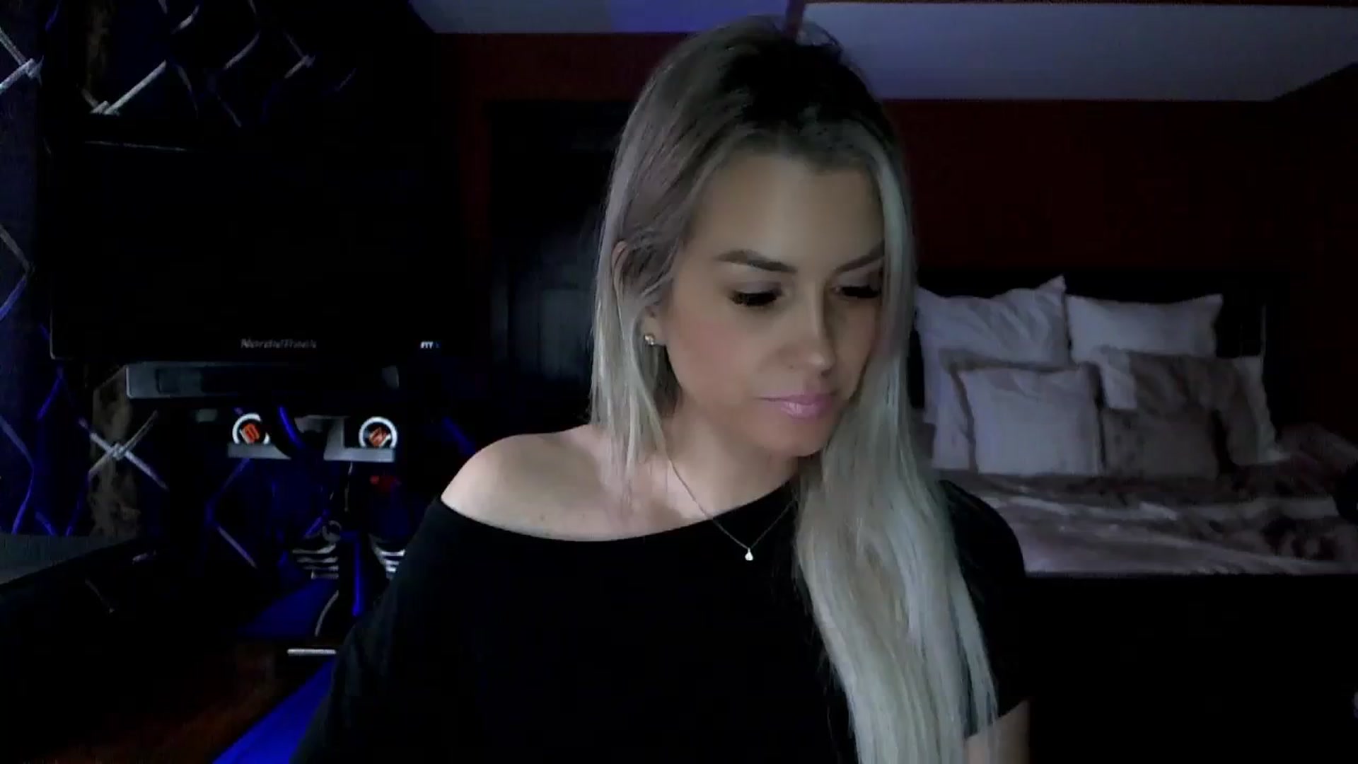 Gallery image thumbnail from Cora9's myfreecams stream on, 01/29/2024, 05:56 image 2 of 20