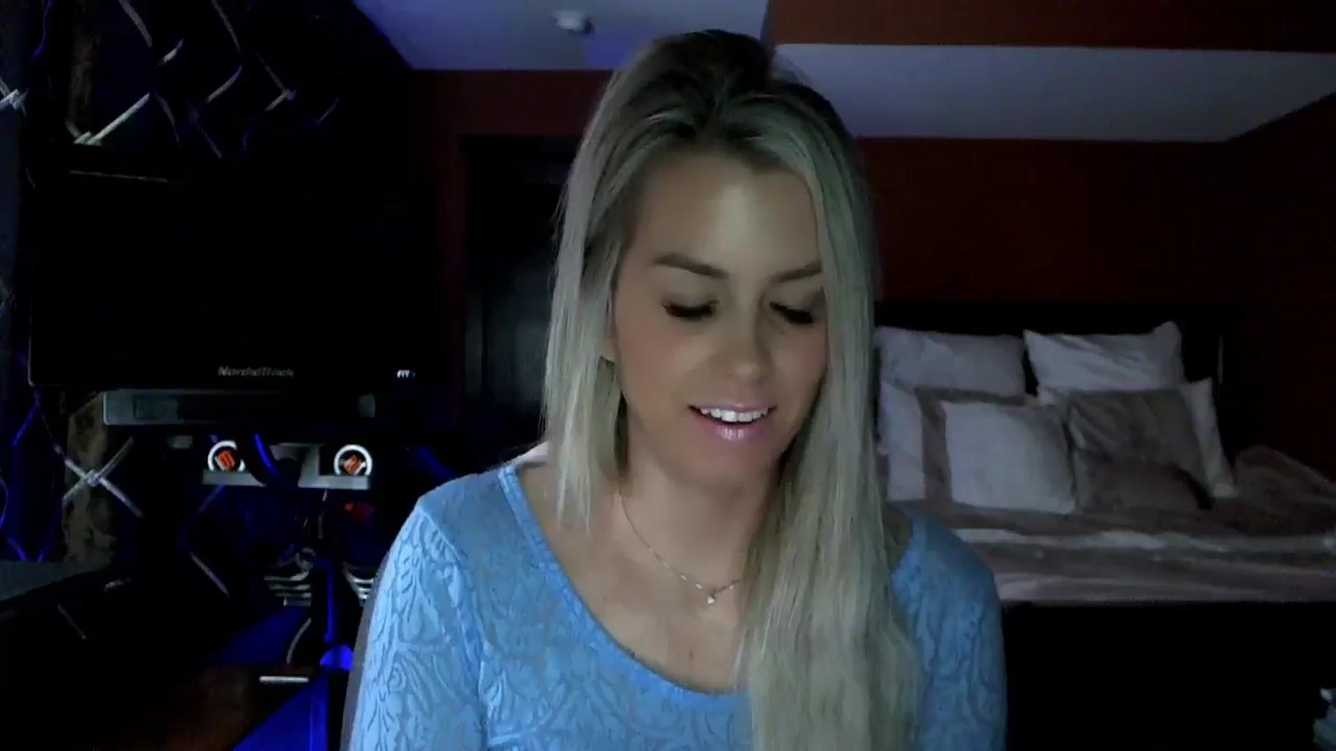 Gallery image thumbnail from Cora9's myfreecams stream on, 01/30/2024, 04:55 image 11 of 20