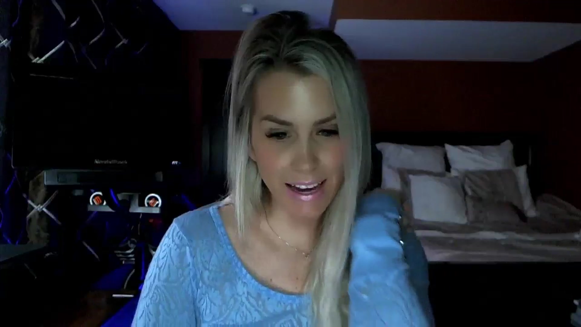 Gallery image thumbnail from Cora9's myfreecams stream on, 01/30/2024, 04:55 image 7 of 20