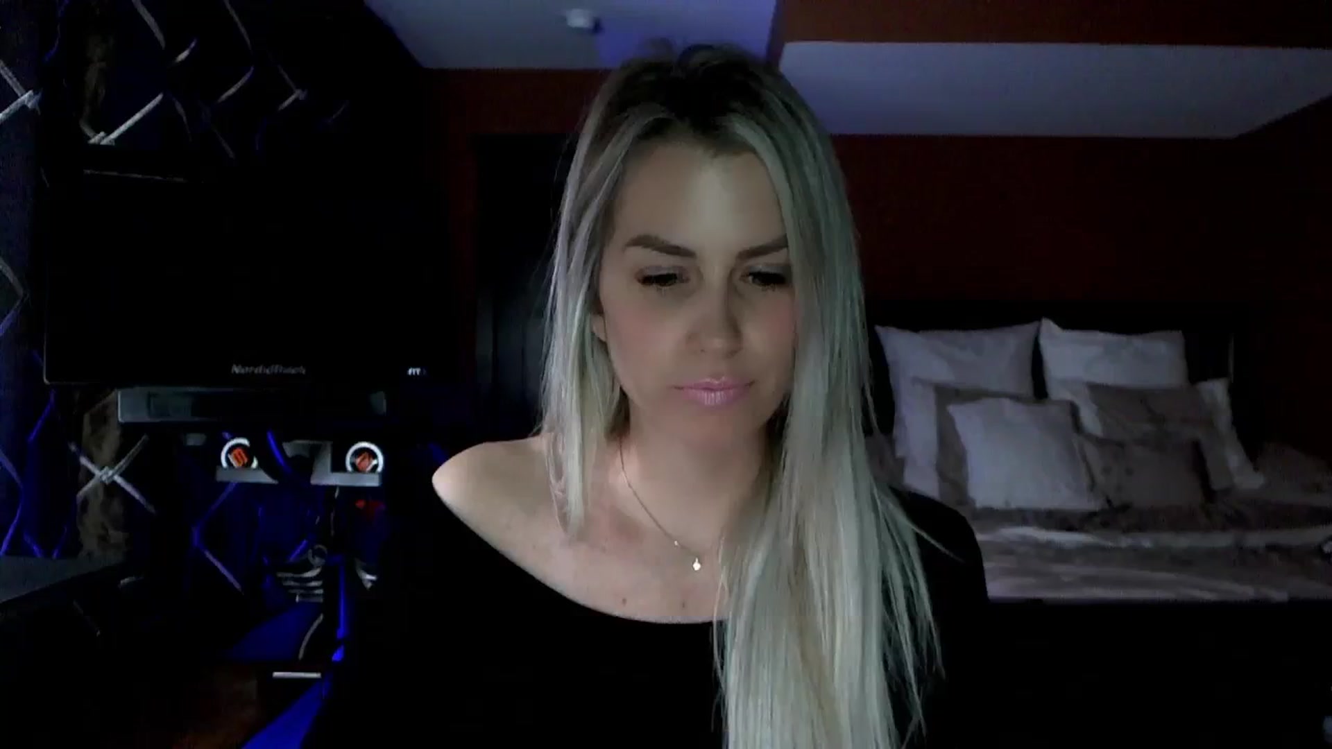 Gallery image thumbnail from Cora9's myfreecams stream on, 02/05/2024, 05:56 image 7 of 20