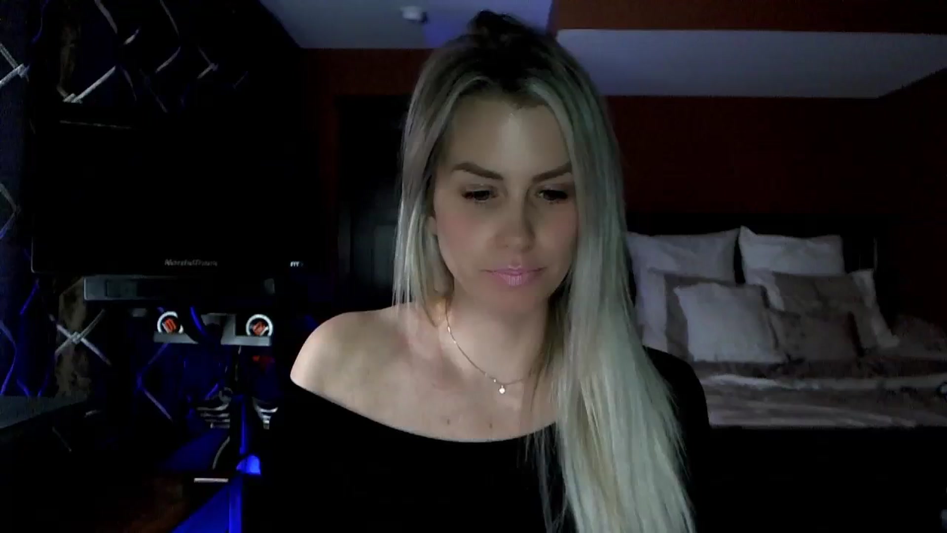 Gallery image thumbnail from Cora9's myfreecams stream on, 02/05/2024, 05:56 image 1 of 20