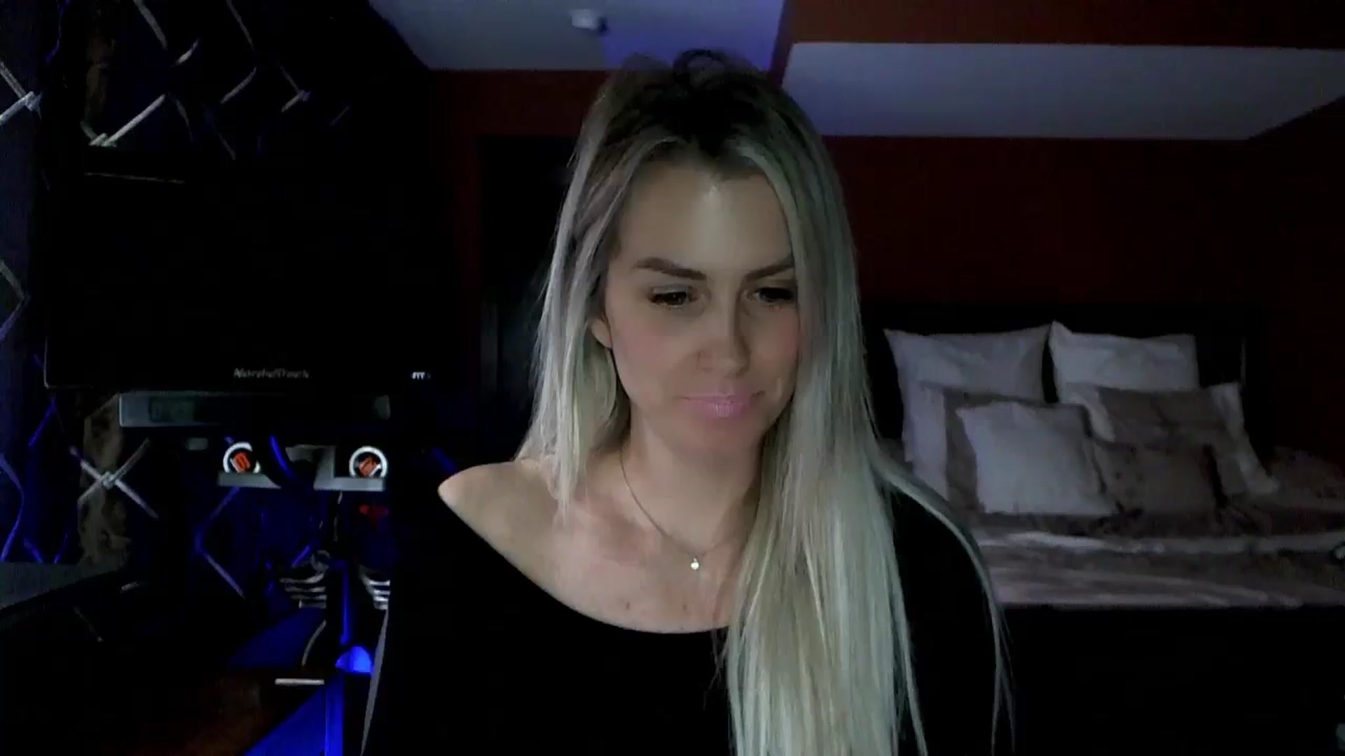 Gallery image thumbnail from Cora9's myfreecams stream on, 02/05/2024, 05:56 image 14 of 20