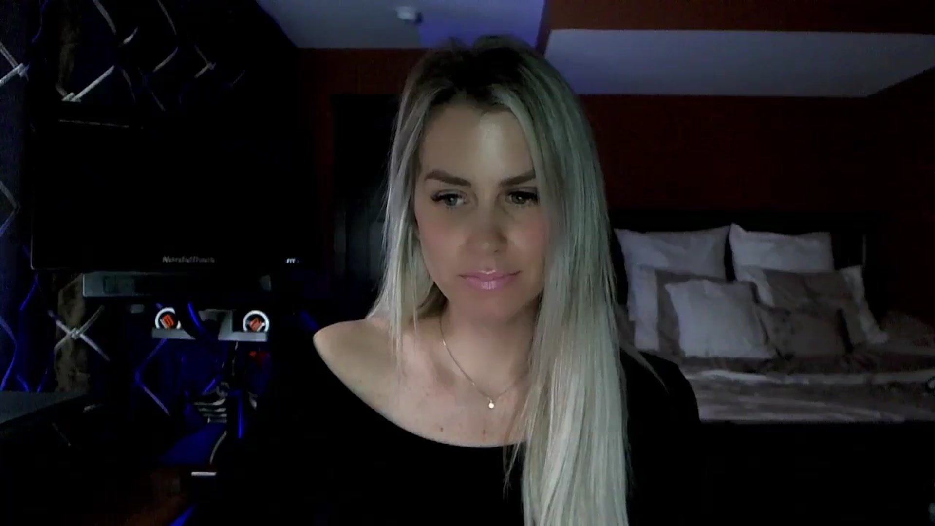 Gallery image thumbnail from Cora9's myfreecams stream on, 02/05/2024, 05:56 image 12 of 20