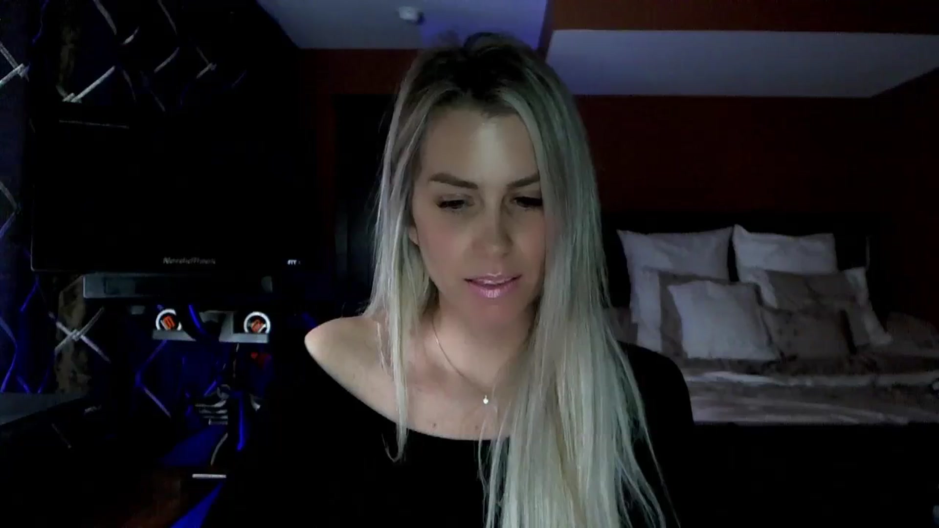 Gallery image thumbnail from Cora9's myfreecams stream on, 02/05/2024, 05:56 image 10 of 20