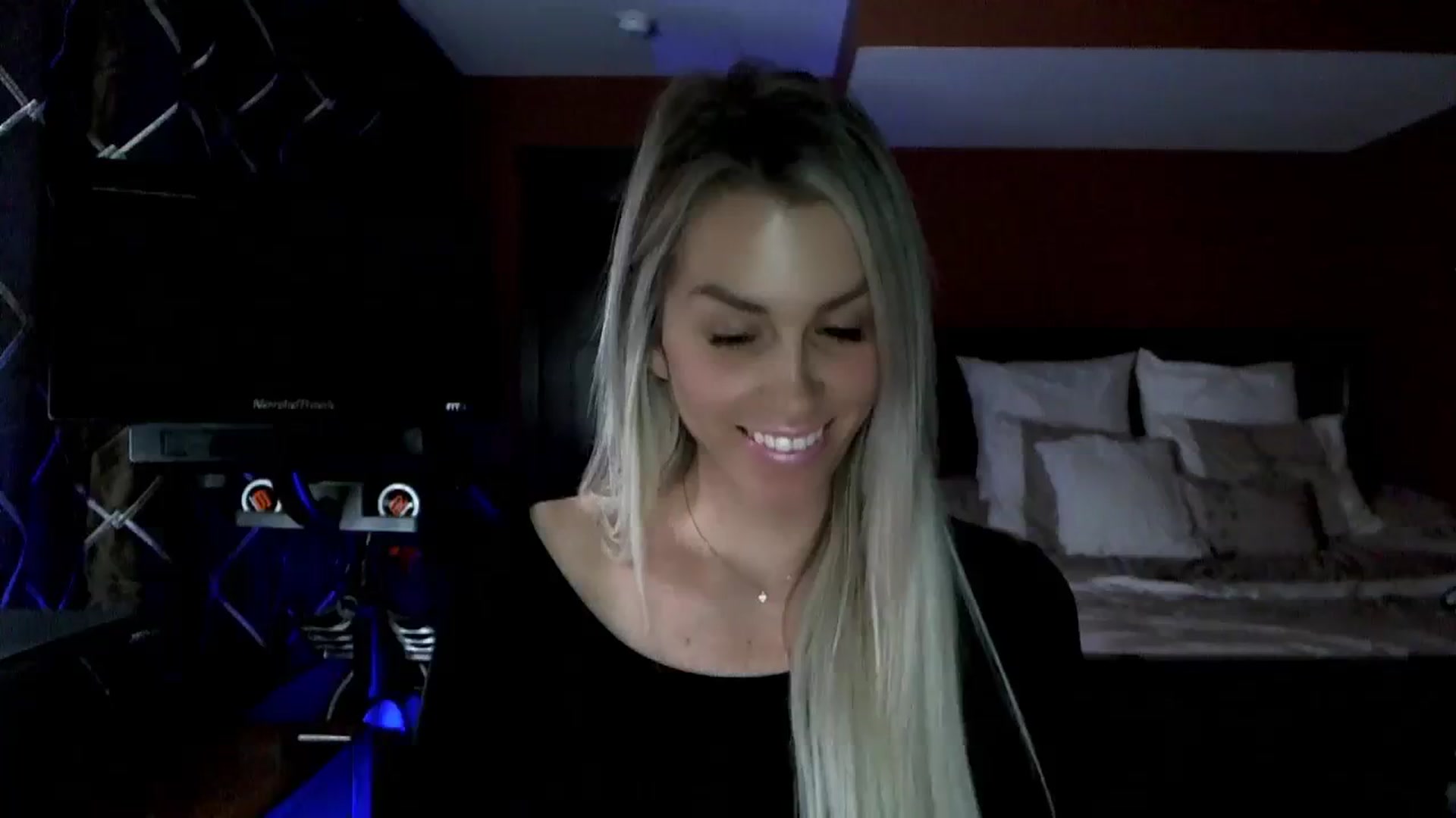 Gallery image thumbnail from Cora9's myfreecams stream on, 02/05/2024, 05:56 image 16 of 20
