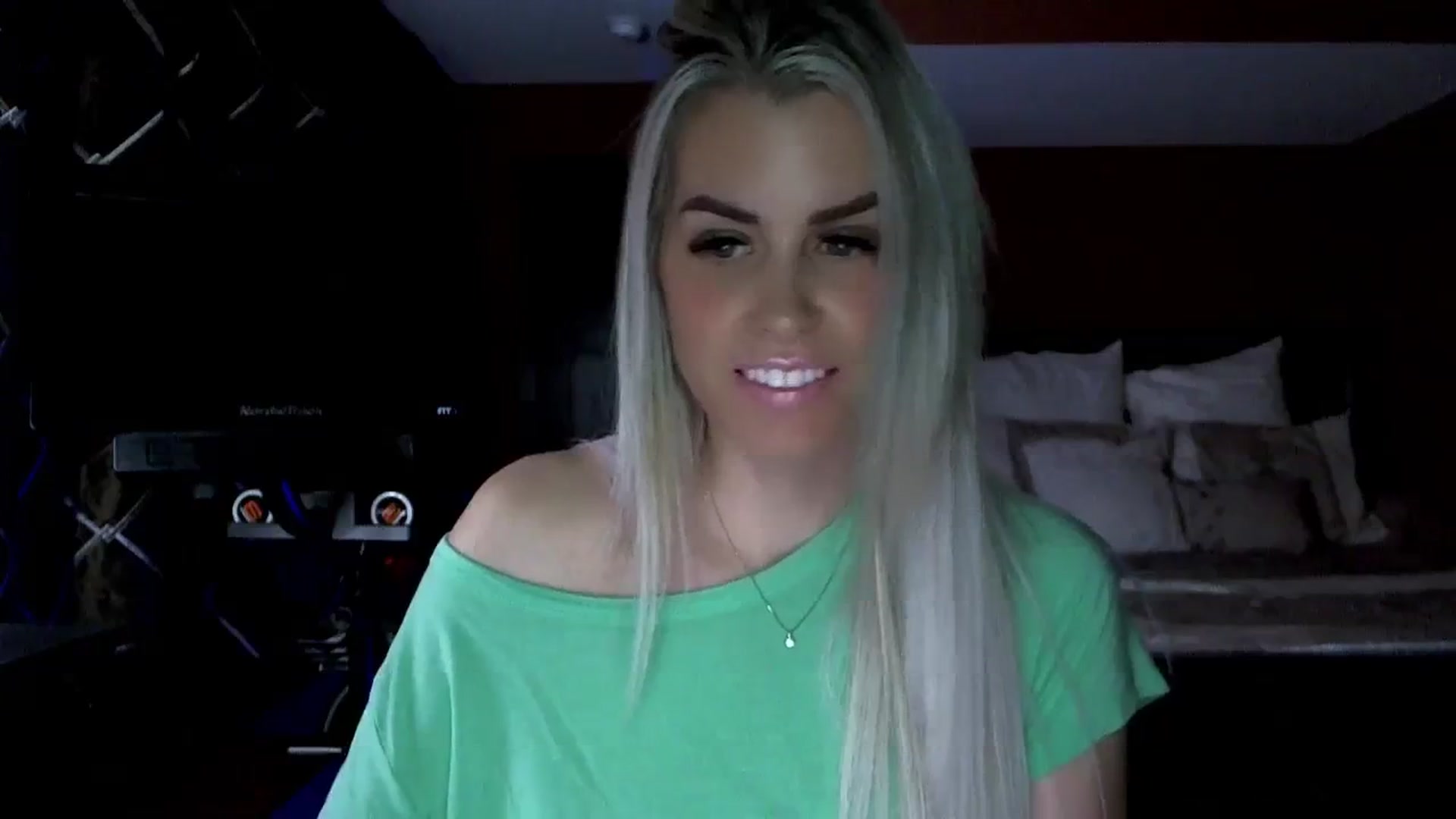 Gallery image thumbnail from Cora9's myfreecams stream on, 02/26/2024, 05:15 image 20 of 20