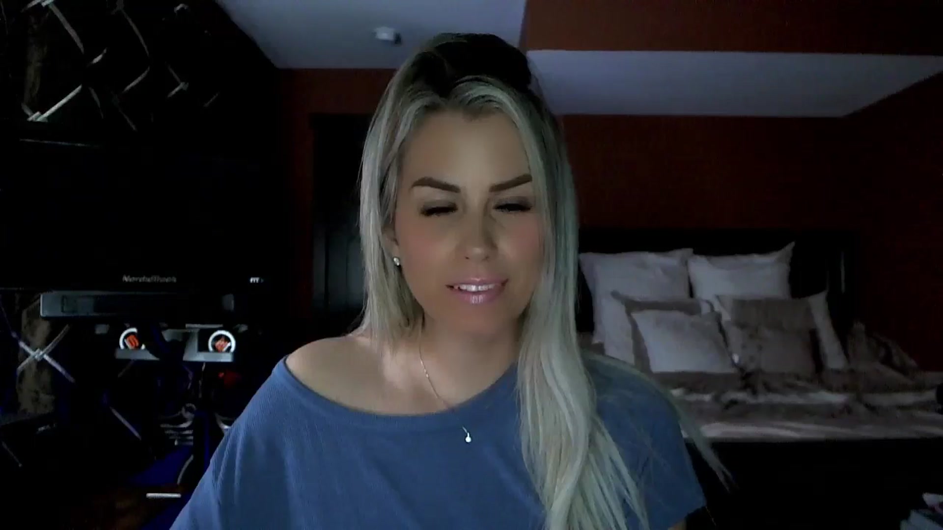 Gallery image thumbnail from Cora9's myfreecams stream on, 03/11/2024, 04:13 image 19 of 20