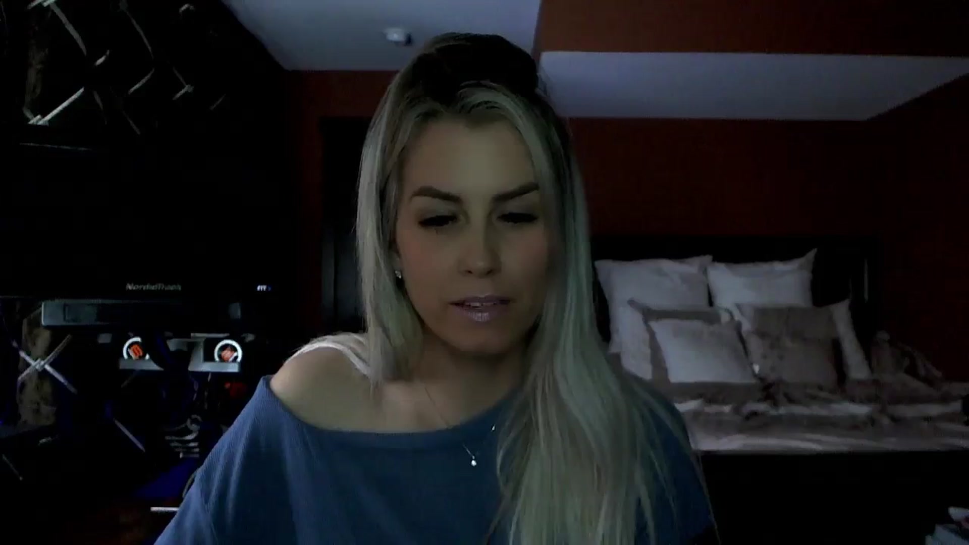 Gallery image thumbnail from Cora9's myfreecams stream on, 03/11/2024, 04:13 image 12 of 20