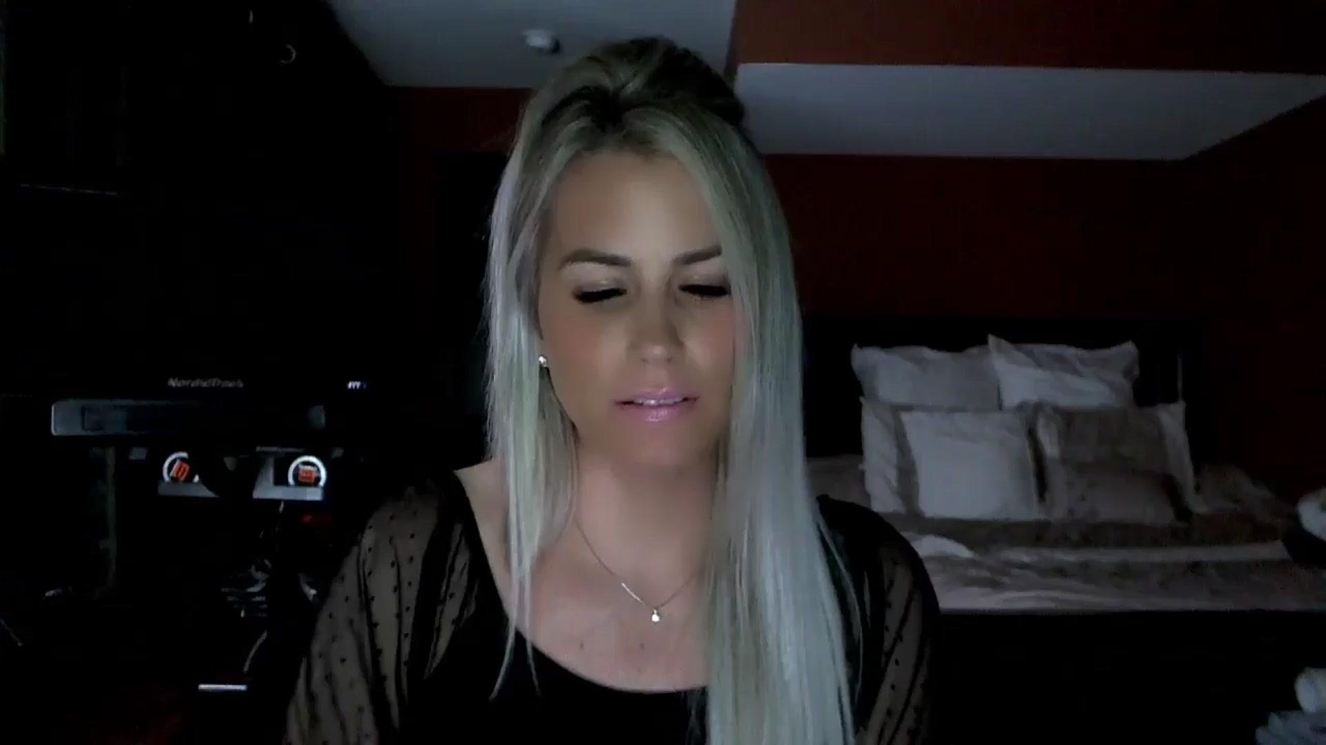 Gallery image thumbnail from Cora9's myfreecams stream on, 05/09/2024, 03:50 image 17 of 20
