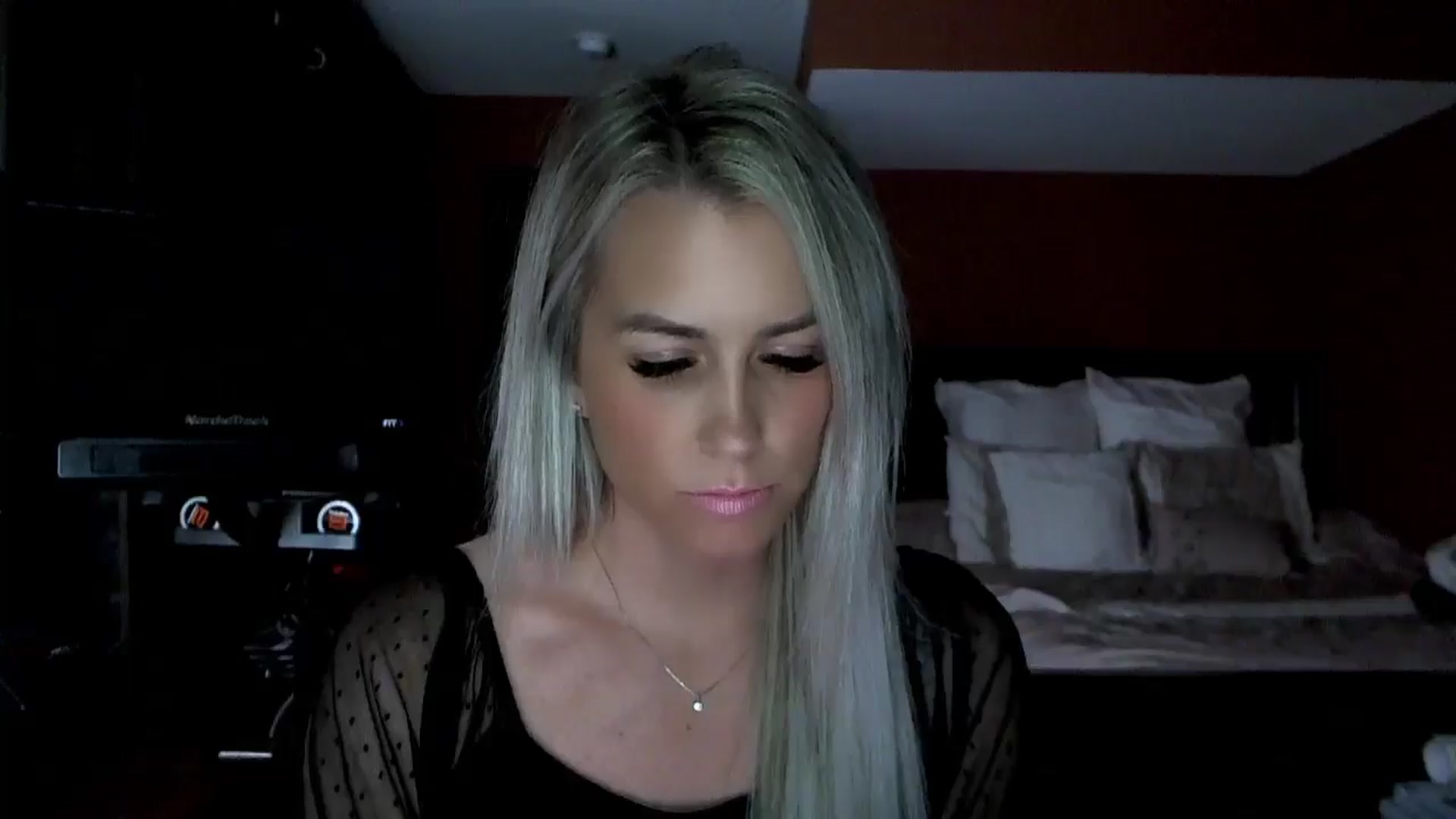 Gallery image thumbnail from Cora9's myfreecams stream on, 05/09/2024, 03:50 image 5 of 20