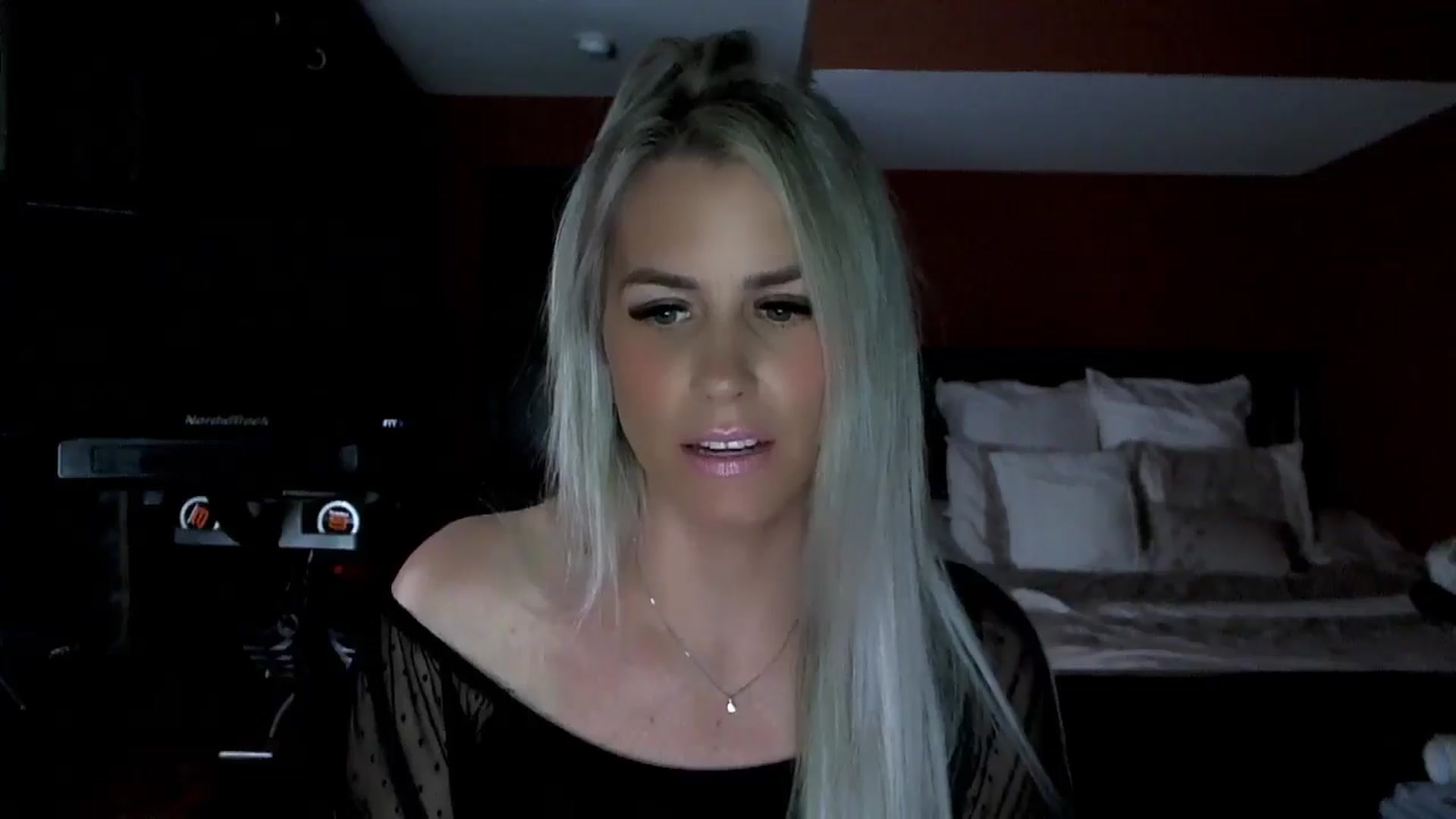 Gallery image thumbnail from Cora9's myfreecams stream on, 05/09/2024, 03:50 image 3 of 20
