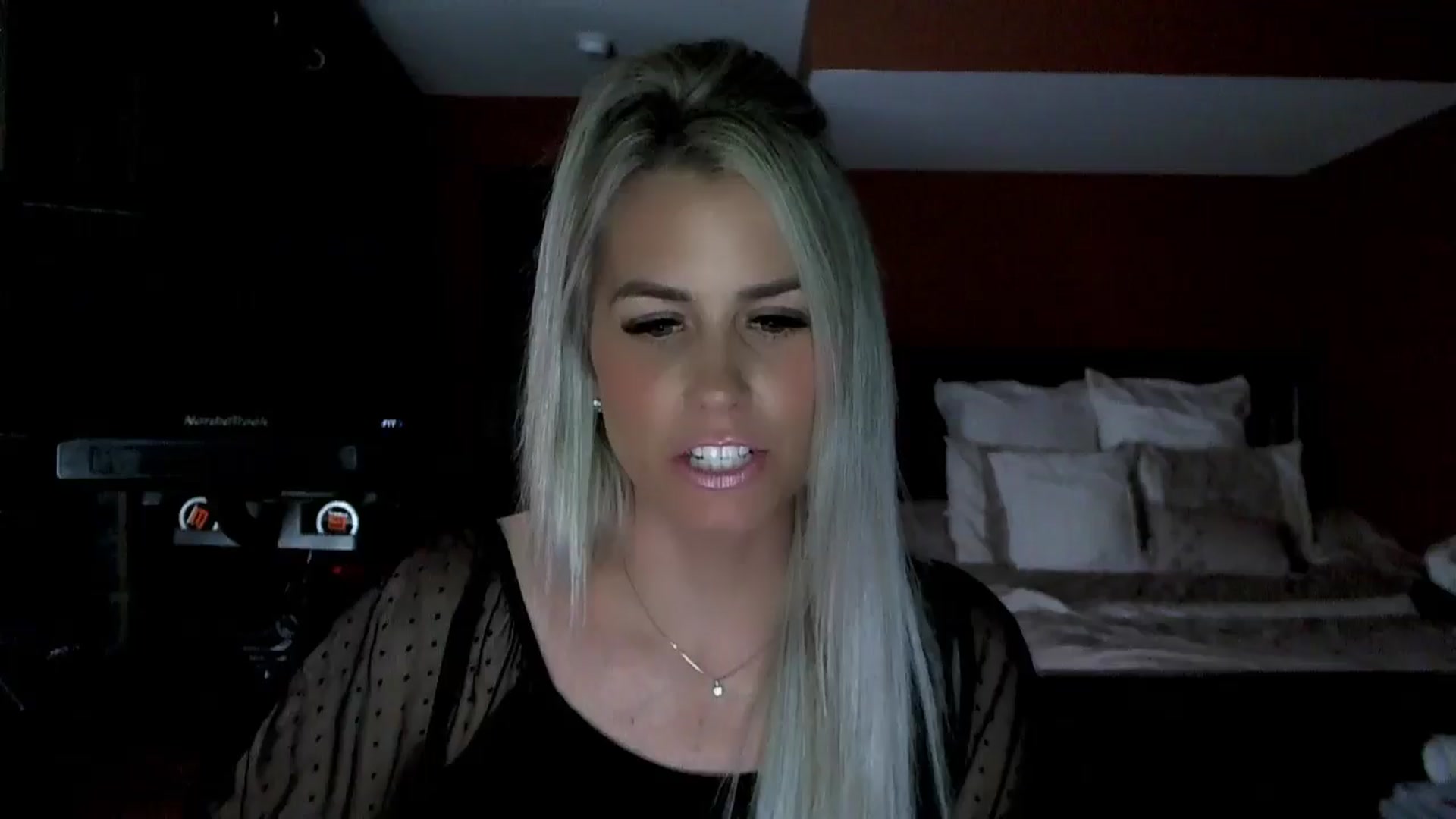 Gallery image thumbnail from Cora9's myfreecams stream on, 05/09/2024, 03:50 image 15 of 20