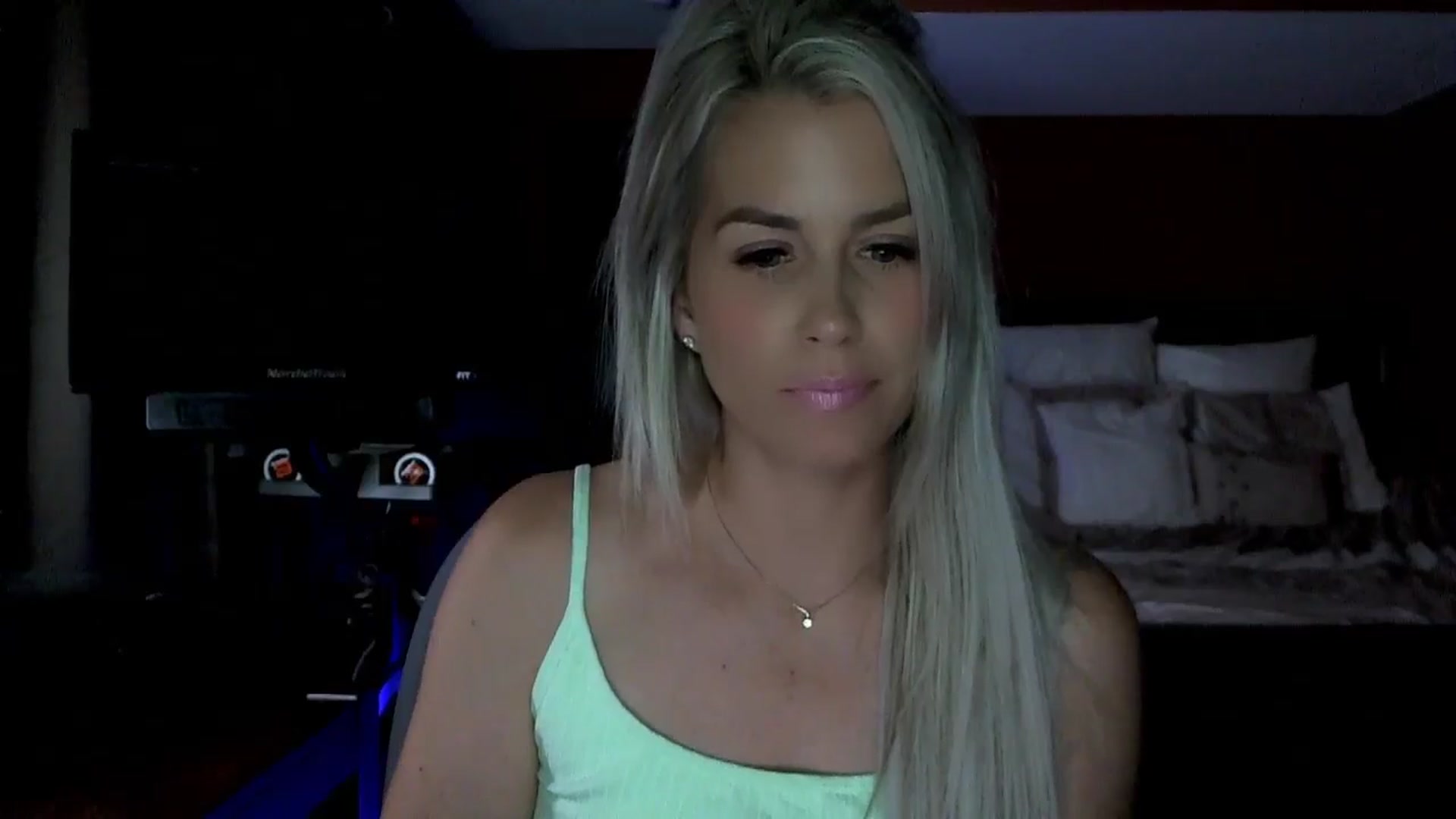 Gallery image thumbnail from Cora9's myfreecams stream on, 06/24/2024, 04:23 image 8 of 20
