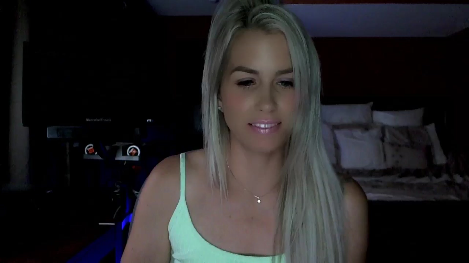 Gallery image thumbnail from Cora9's myfreecams stream on, 06/24/2024, 04:23 image 19 of 20