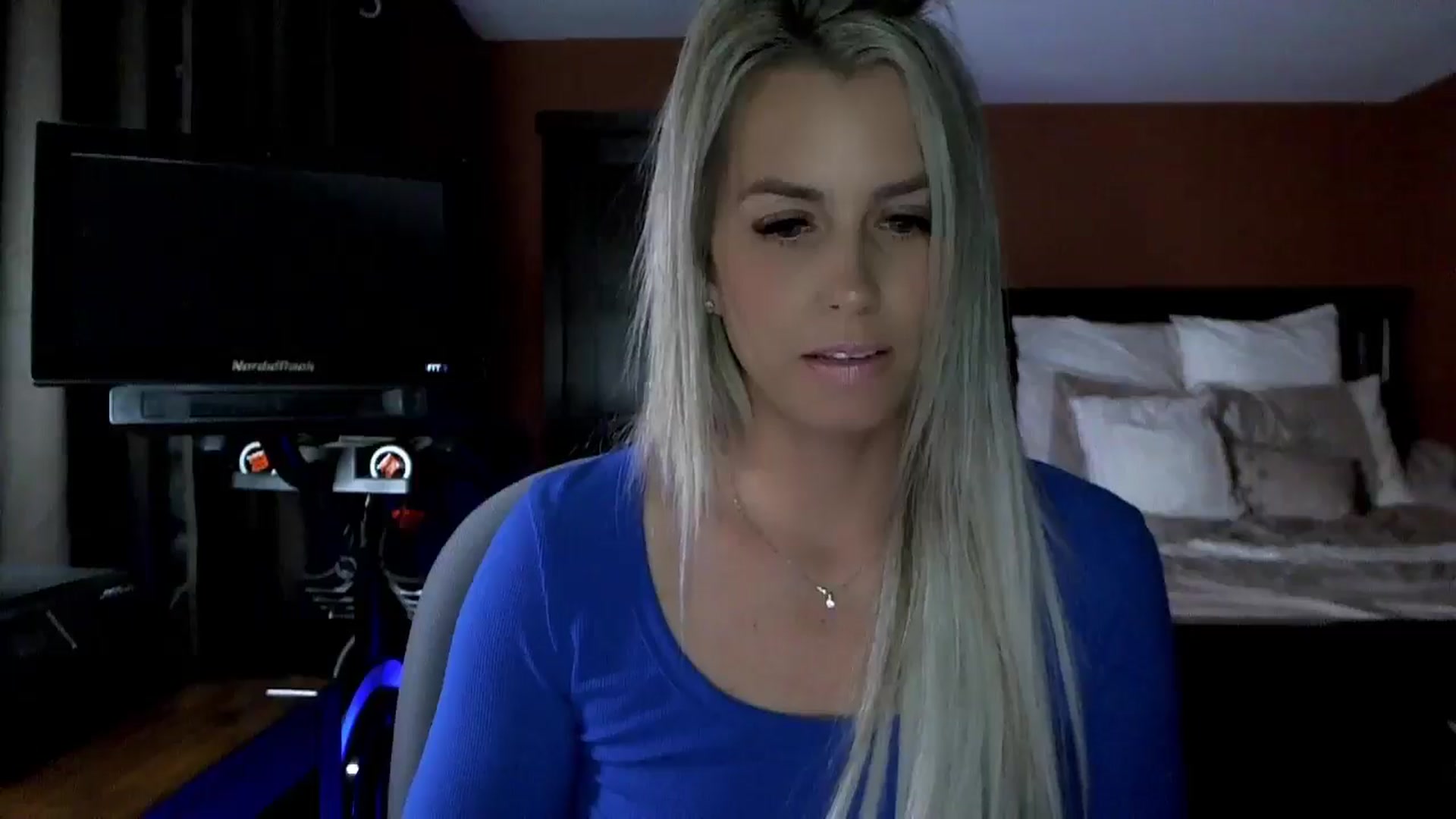 Gallery image thumbnail from Cora9's myfreecams stream on, 07/02/2024, 05:42 image 15 of 20