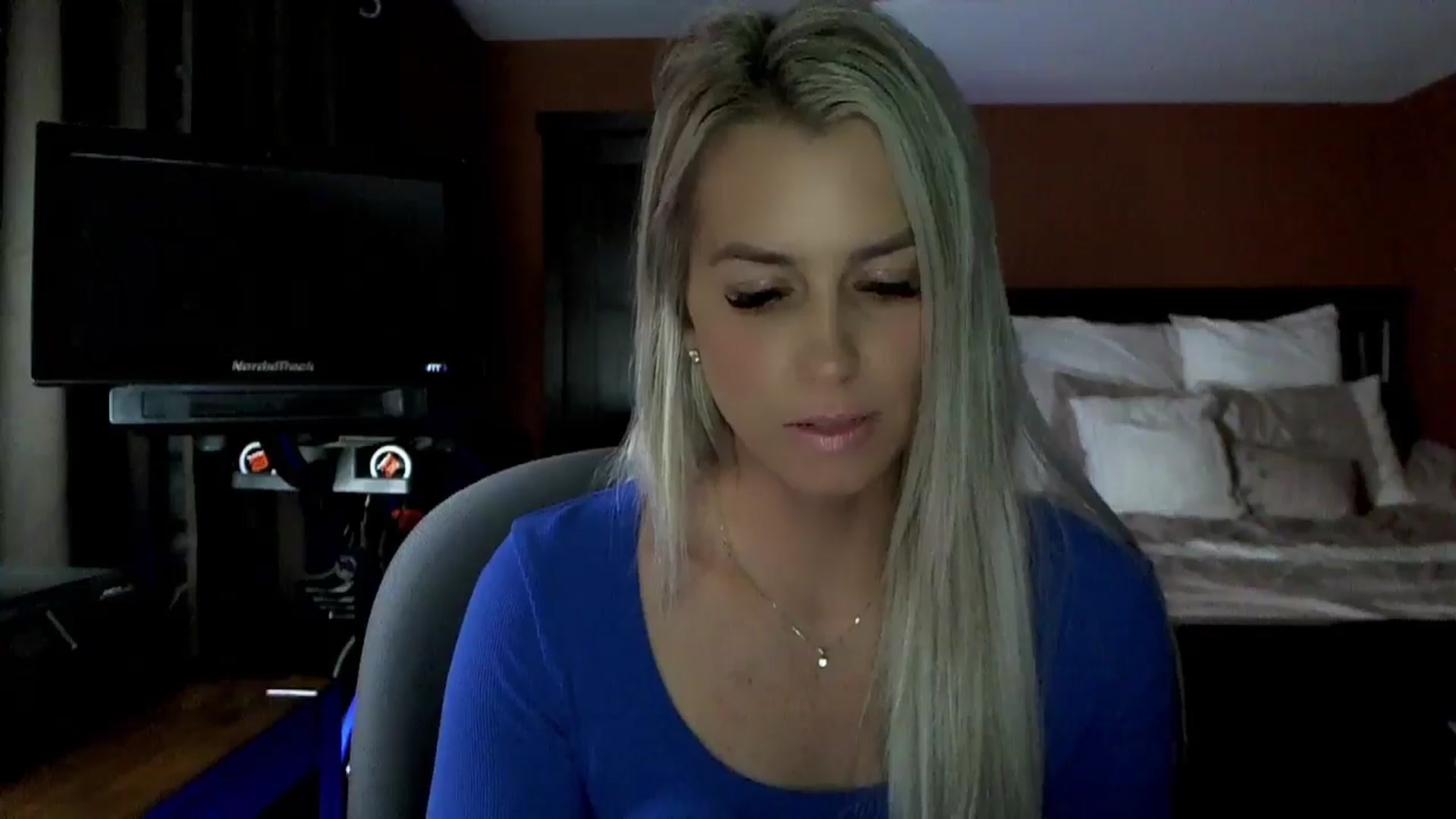 Gallery image thumbnail from Cora9's myfreecams stream on, 07/02/2024, 05:42 image 11 of 20