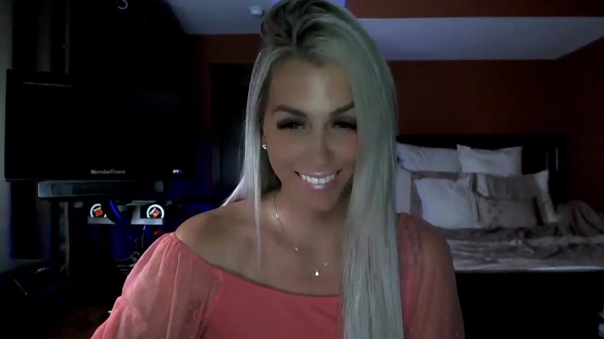 Gallery image thumbnail from Cora9's myfreecams stream on, 08/13/2024, 05:16 image 20 of 20