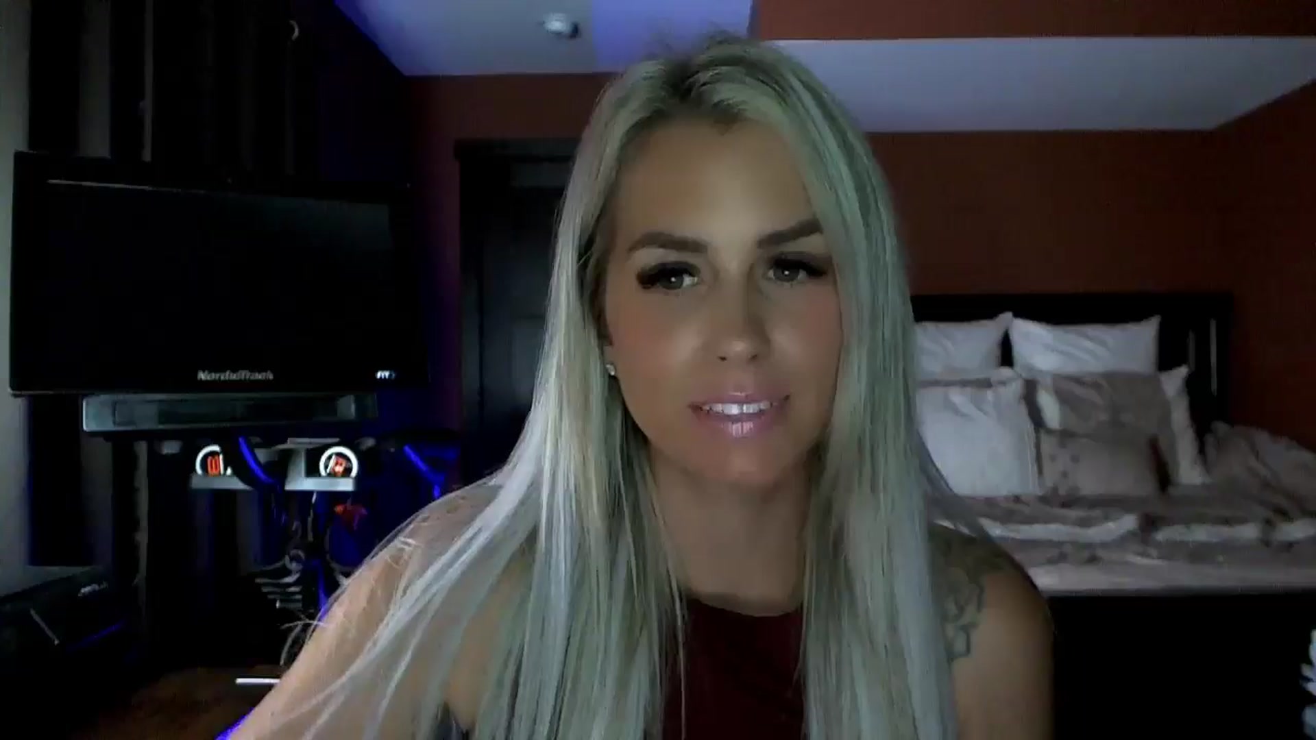Gallery image thumbnail from Cora9's myfreecams stream on, 08/29/2024, 03:52 image 13 of 20
