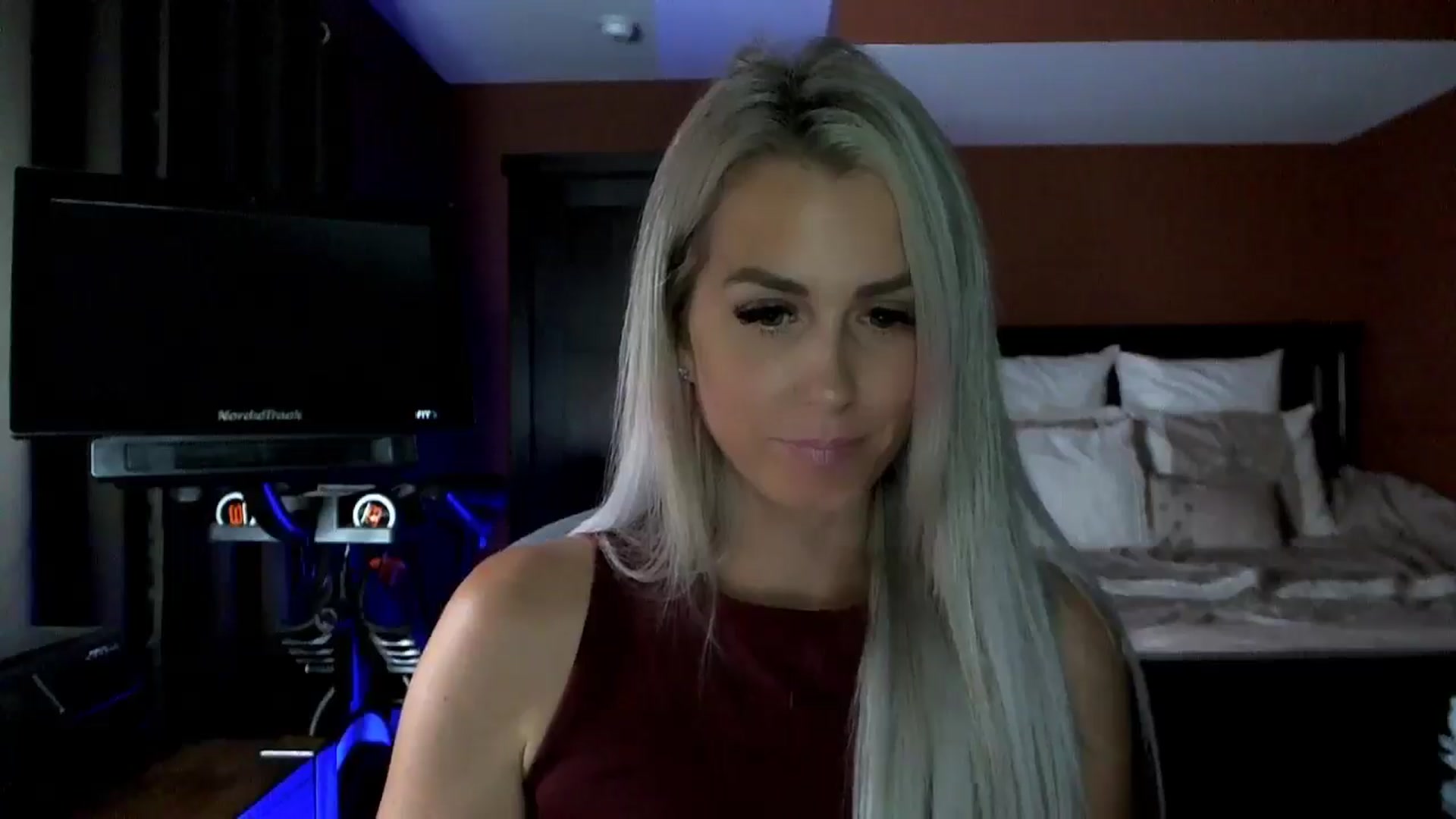 Gallery image thumbnail from Cora9's myfreecams stream on, 08/29/2024, 03:52 image 18 of 20